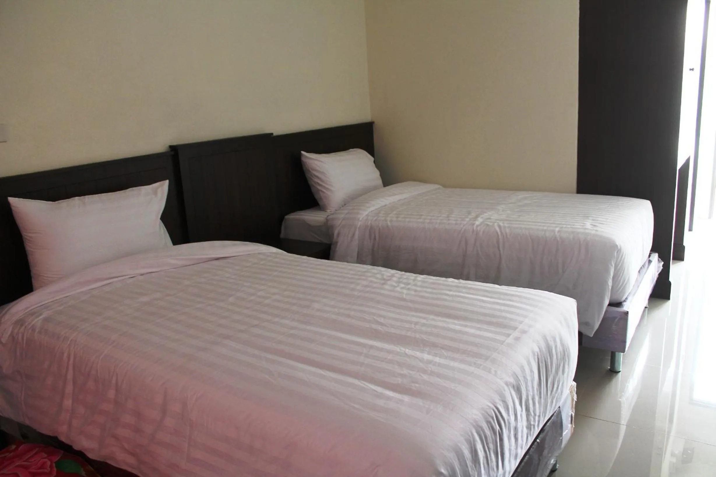 Bed in Huen Chan Thip