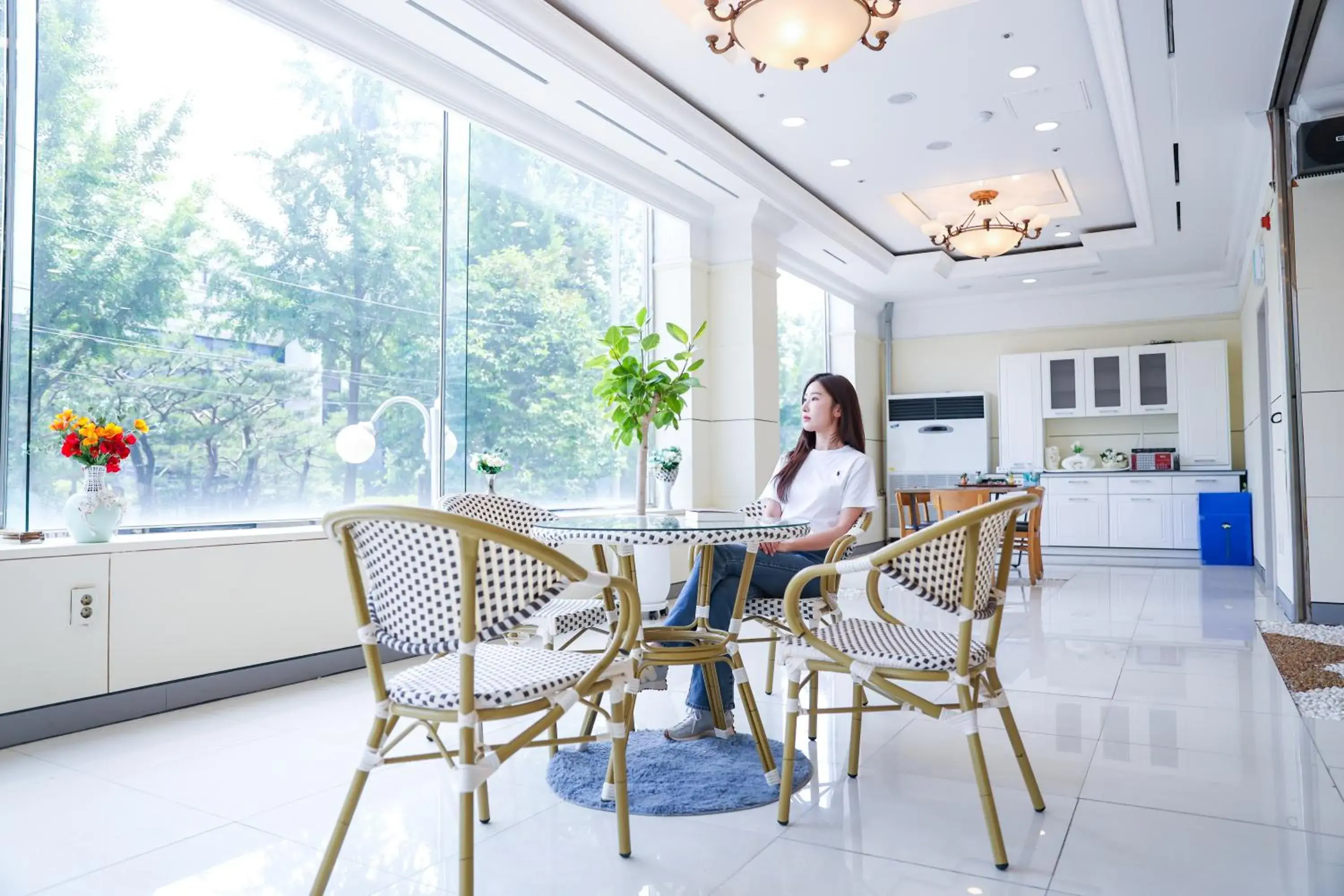 Restaurant/places to eat in Hotel KABO Restaurant/places to eat in Hotel KABO