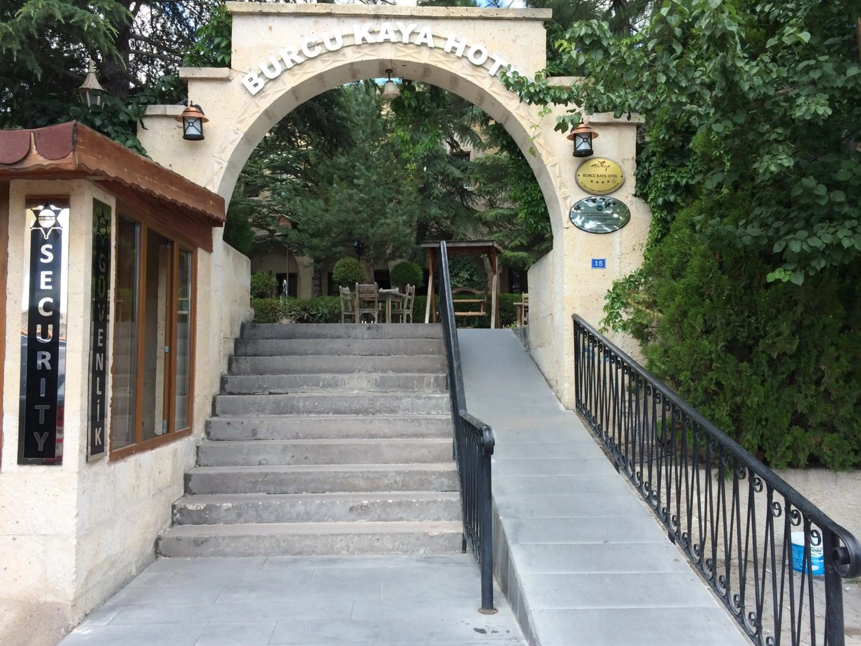 Facade/entrance in Burcu Kaya Hotel