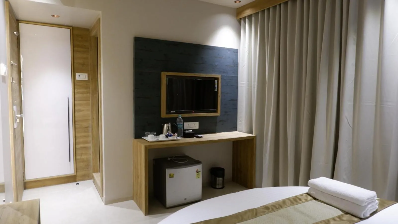 Bed in HOTEL AMBER PARAMOUNT