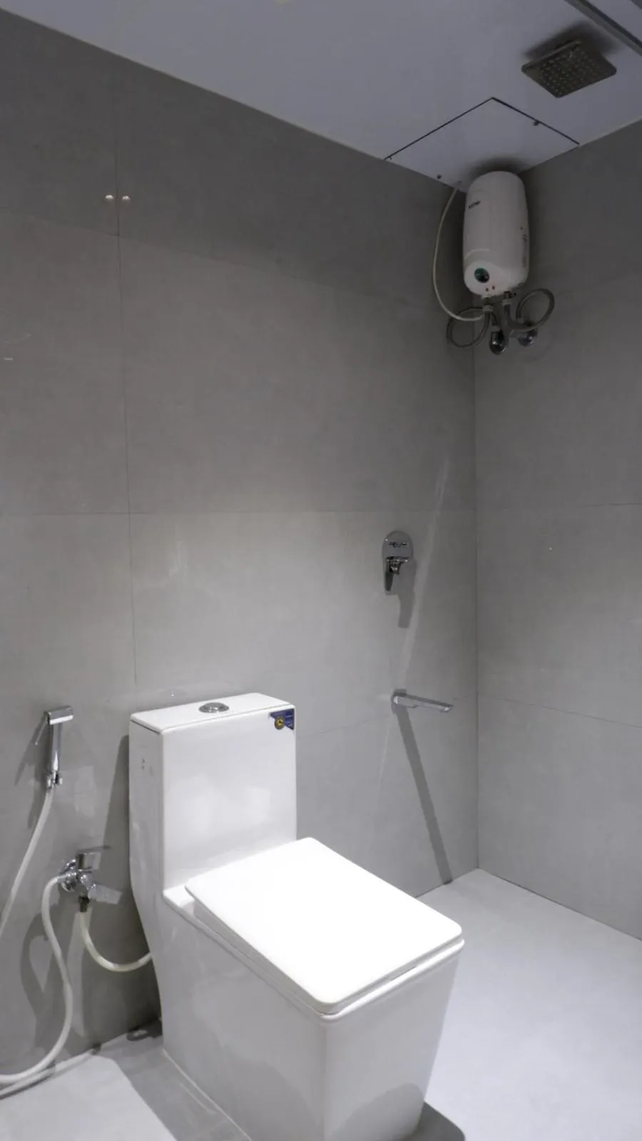 HOTEL AMBER PARAMOUNT