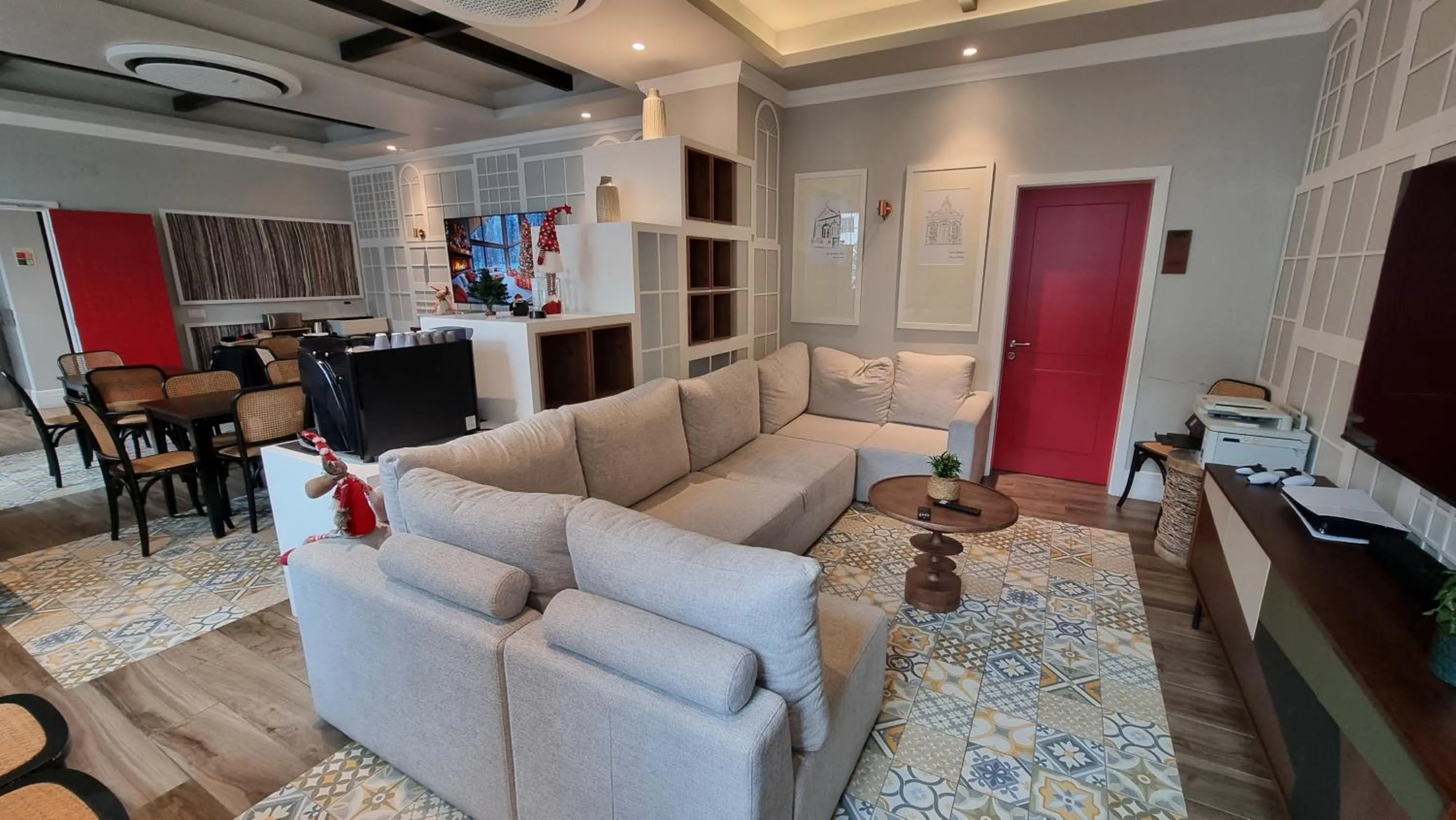 TV and multimedia in Açores Autêntico Boutique Hotel