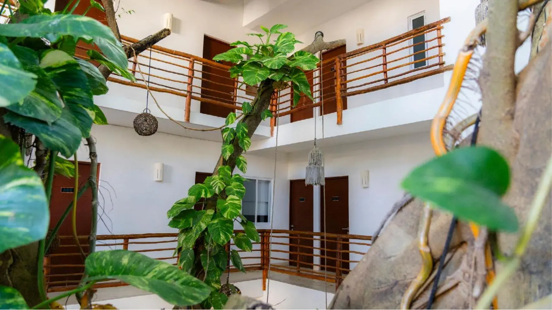 Inner courtyard view in Kanté Hotel - Downtown Tulum Inner courtyard view in Kanté Hotel - Downtown Tulum