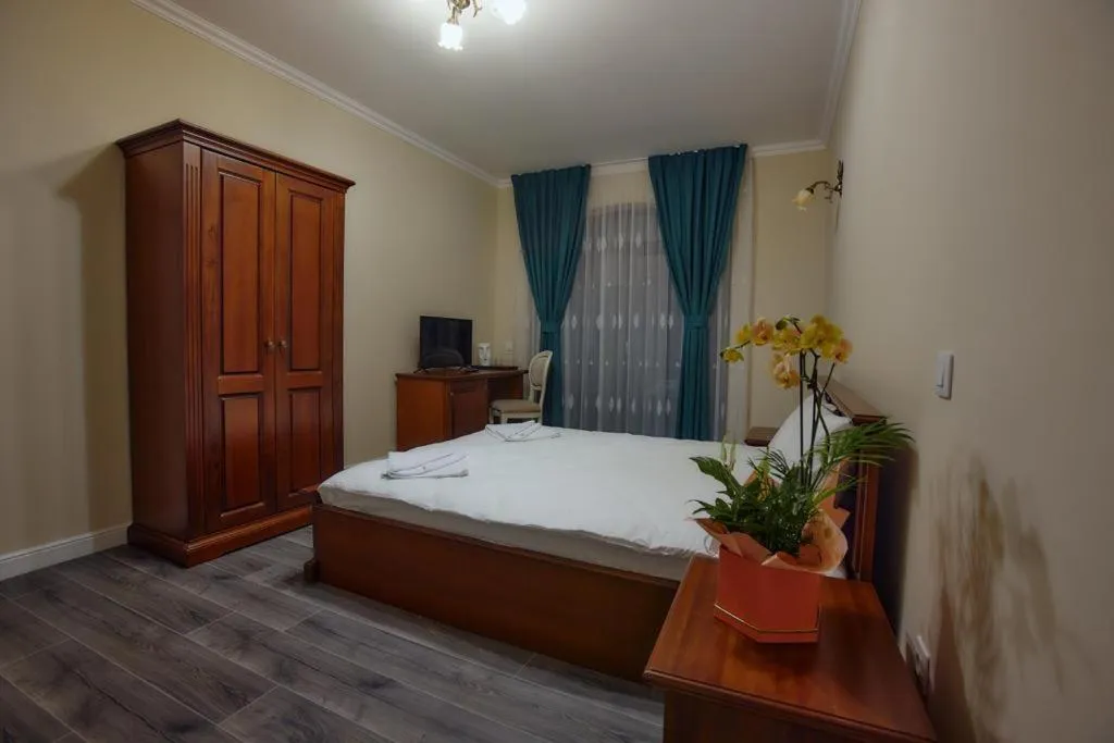 Bed in Hotel Imperium