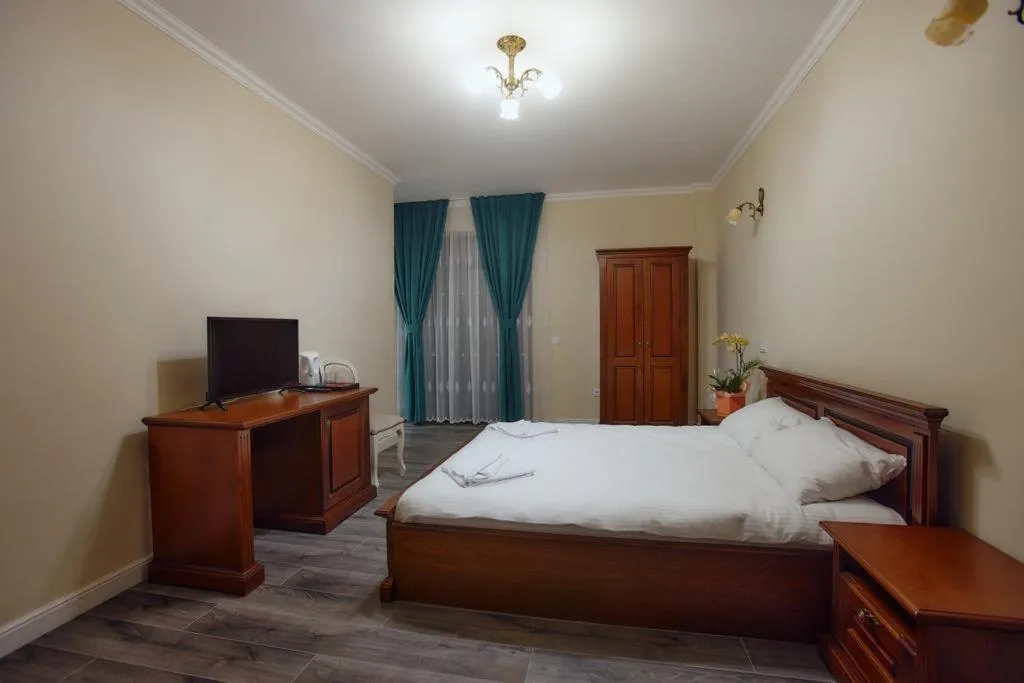 Bed in Hotel Imperium