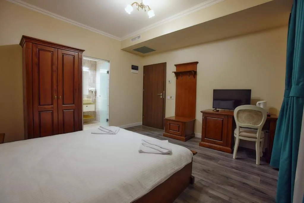 Bed in Hotel Imperium