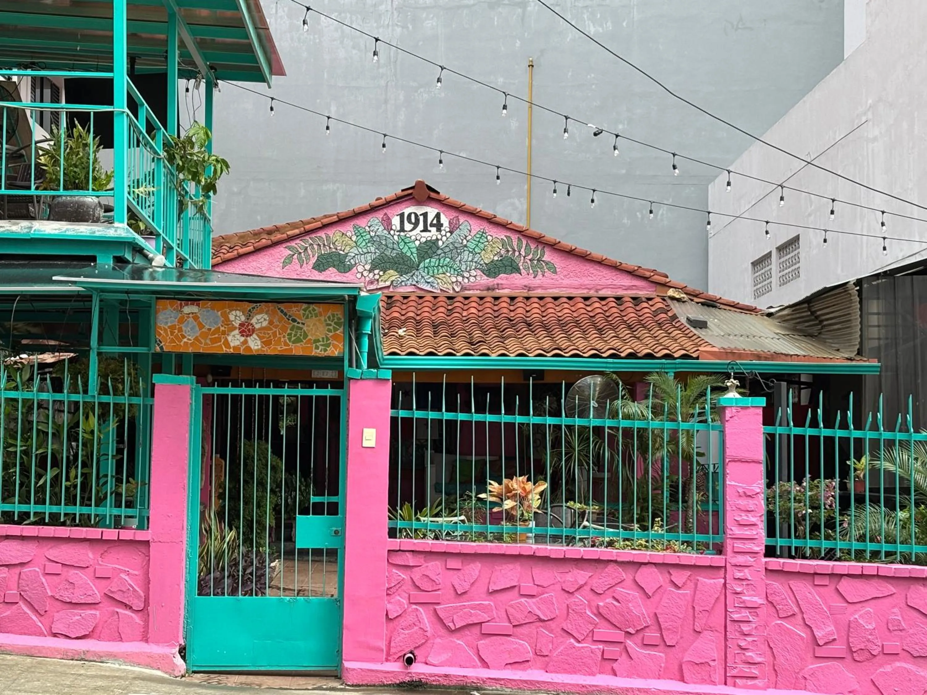 Property building in Hostel Posada 1914