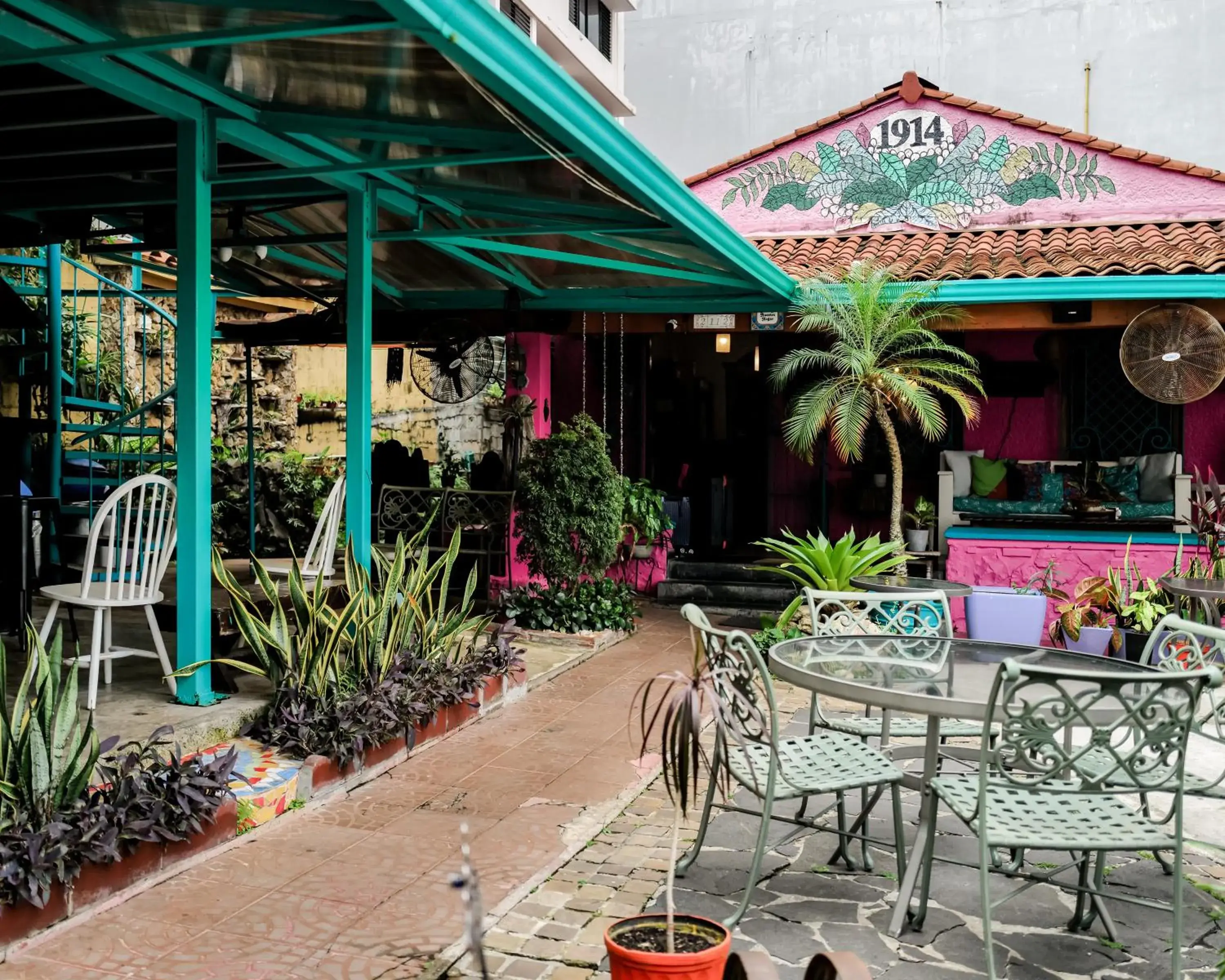 Facade/entrance in Hostel Posada 1914 Facade/entrance in Hostel Posada 1914