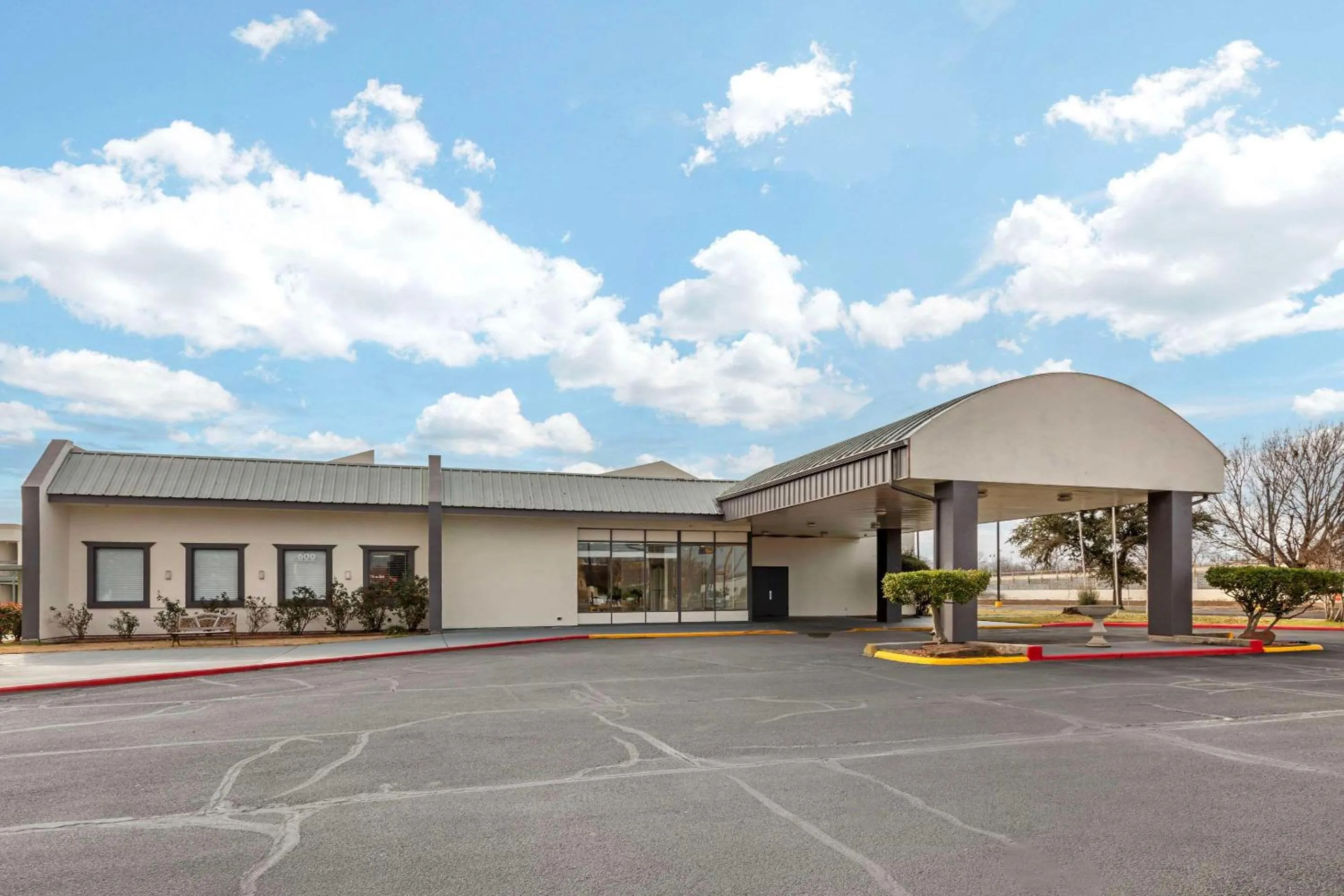 Property building in Suburban Studios Gainesville