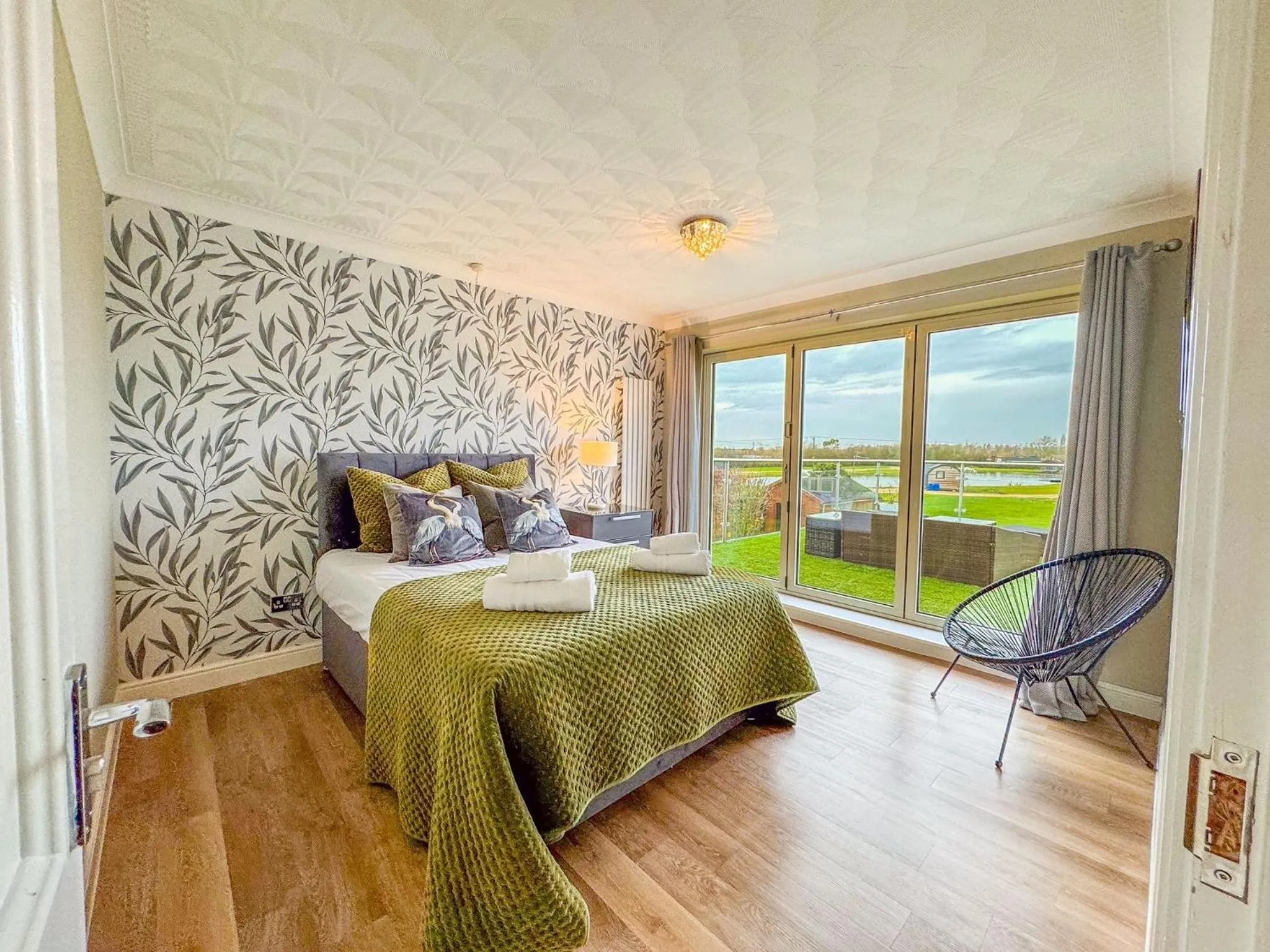 Bedroom, Bed in The Firs