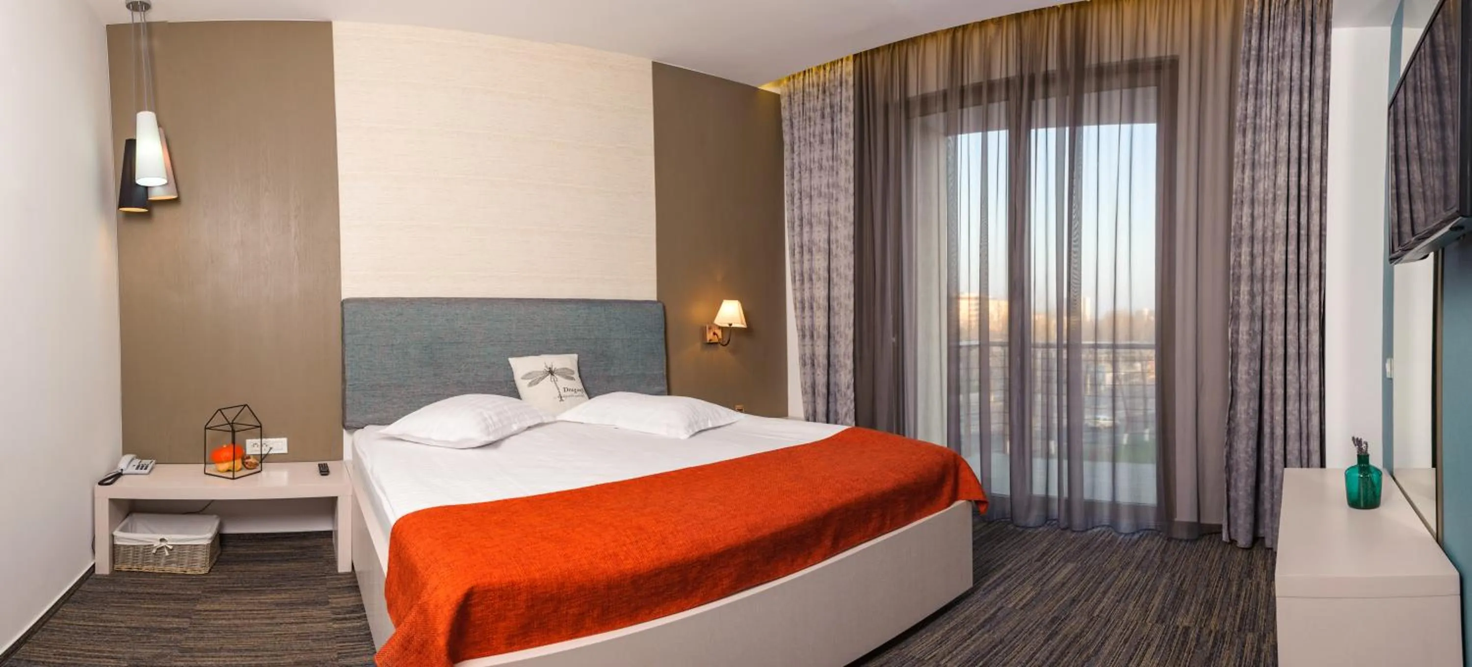 Bed in Hotel On Plonge Junior