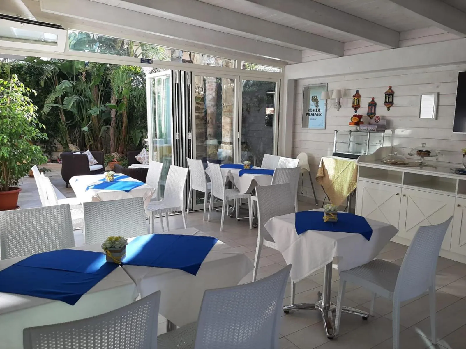 Breakfast in Falli Exclusive Rooms and Breakfast -Boutique B&B-