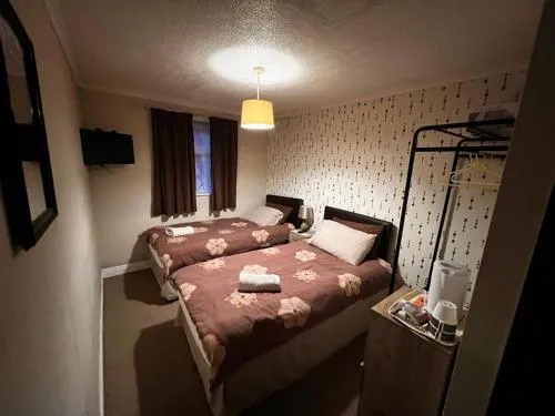 Lynton Hotel