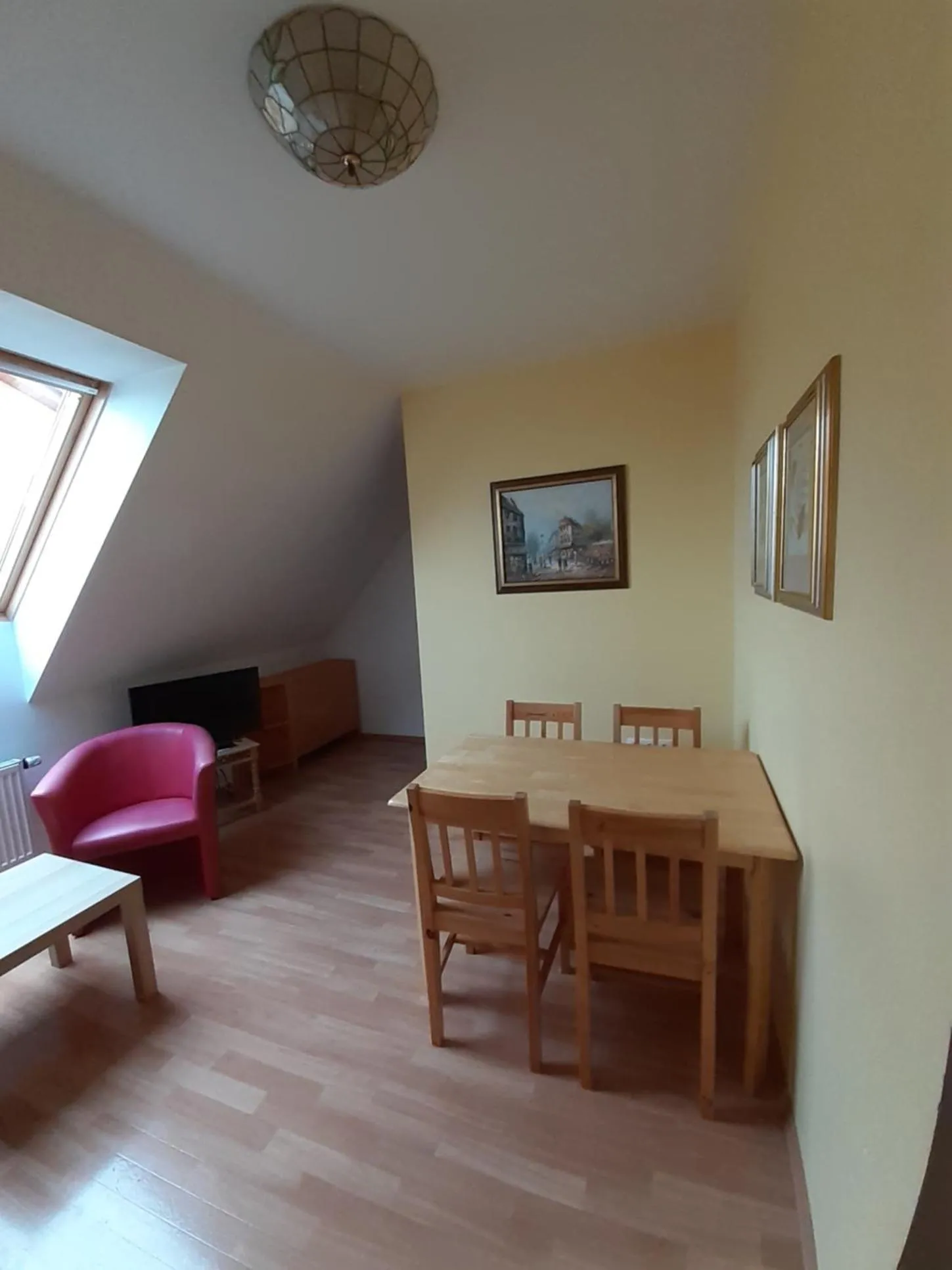 Seating area in Tisá 488