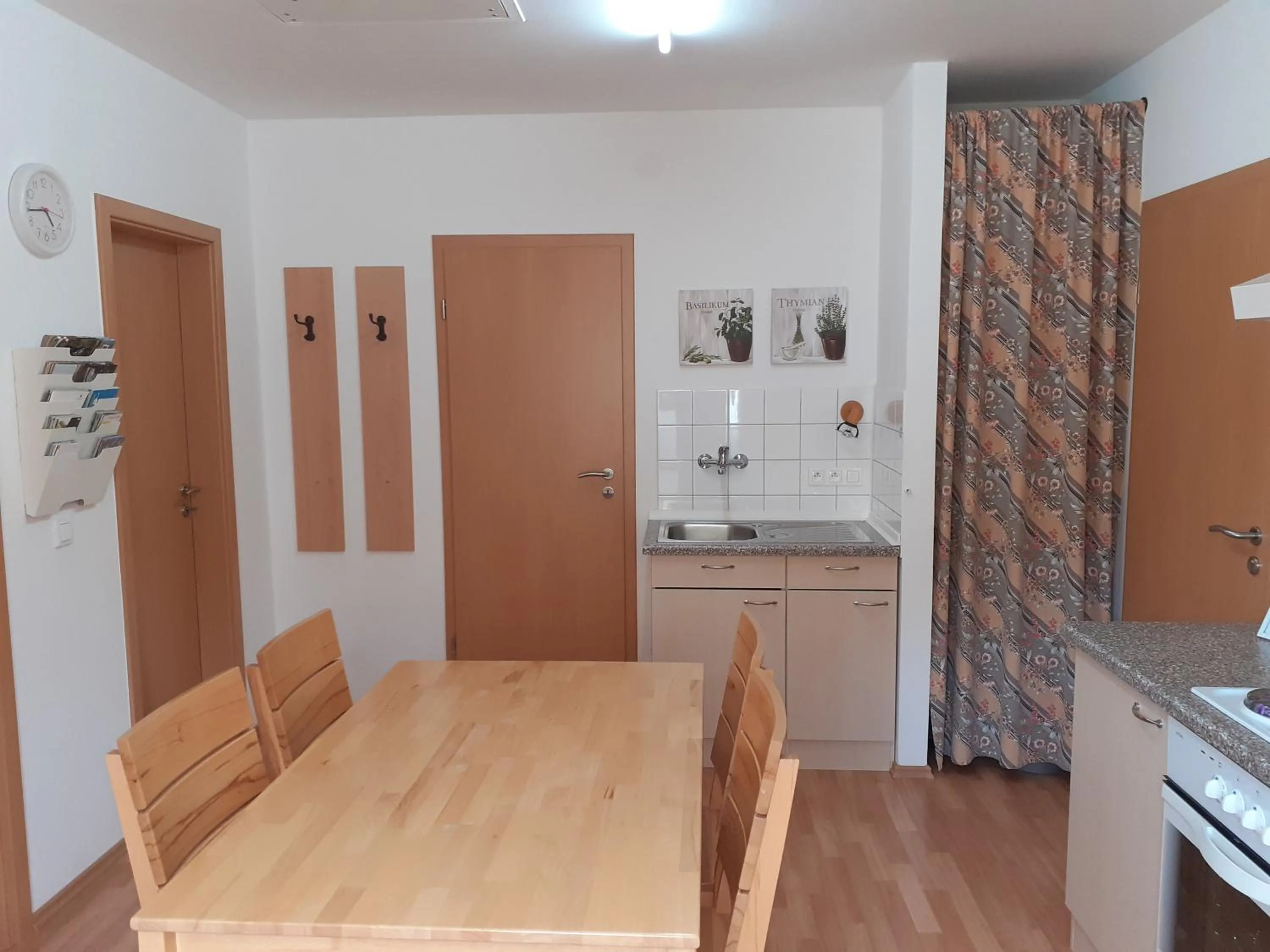 Seating area in Tisá 488