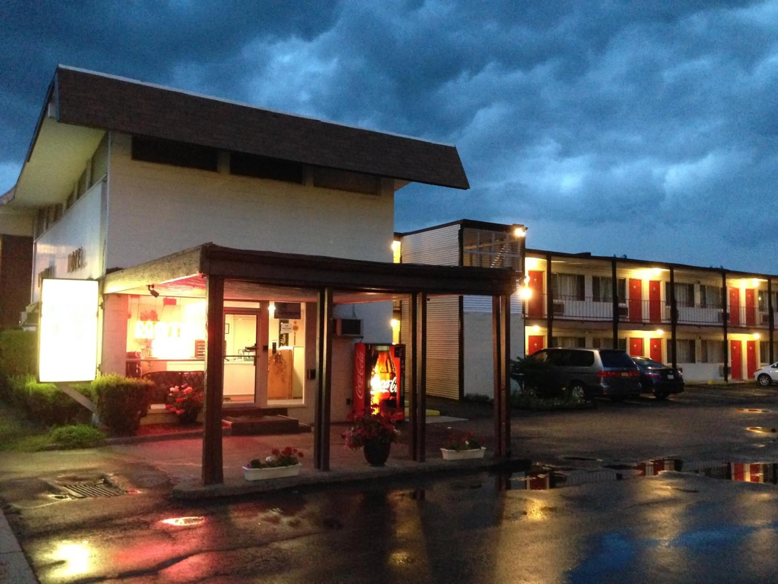 Facade/entrance in Imperial Motel Cortland