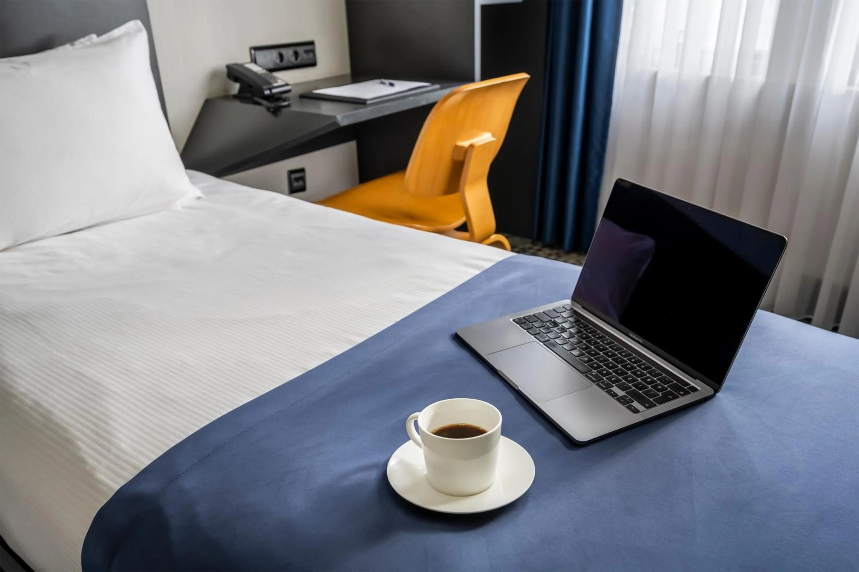 Coffee/tea facilities, Bed in Misa Hotel