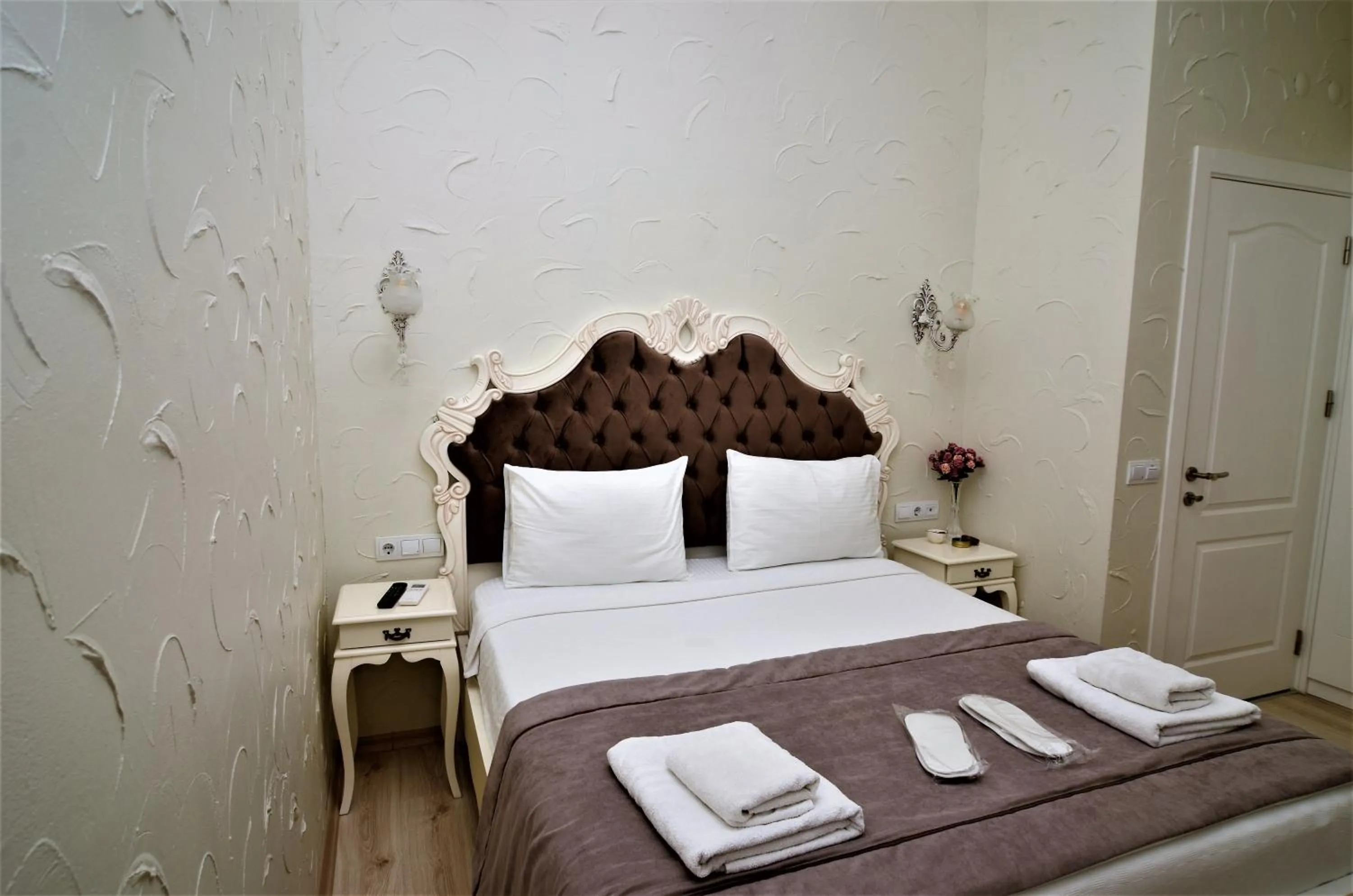 Bed in Alacati Eldoris Butik Hotel