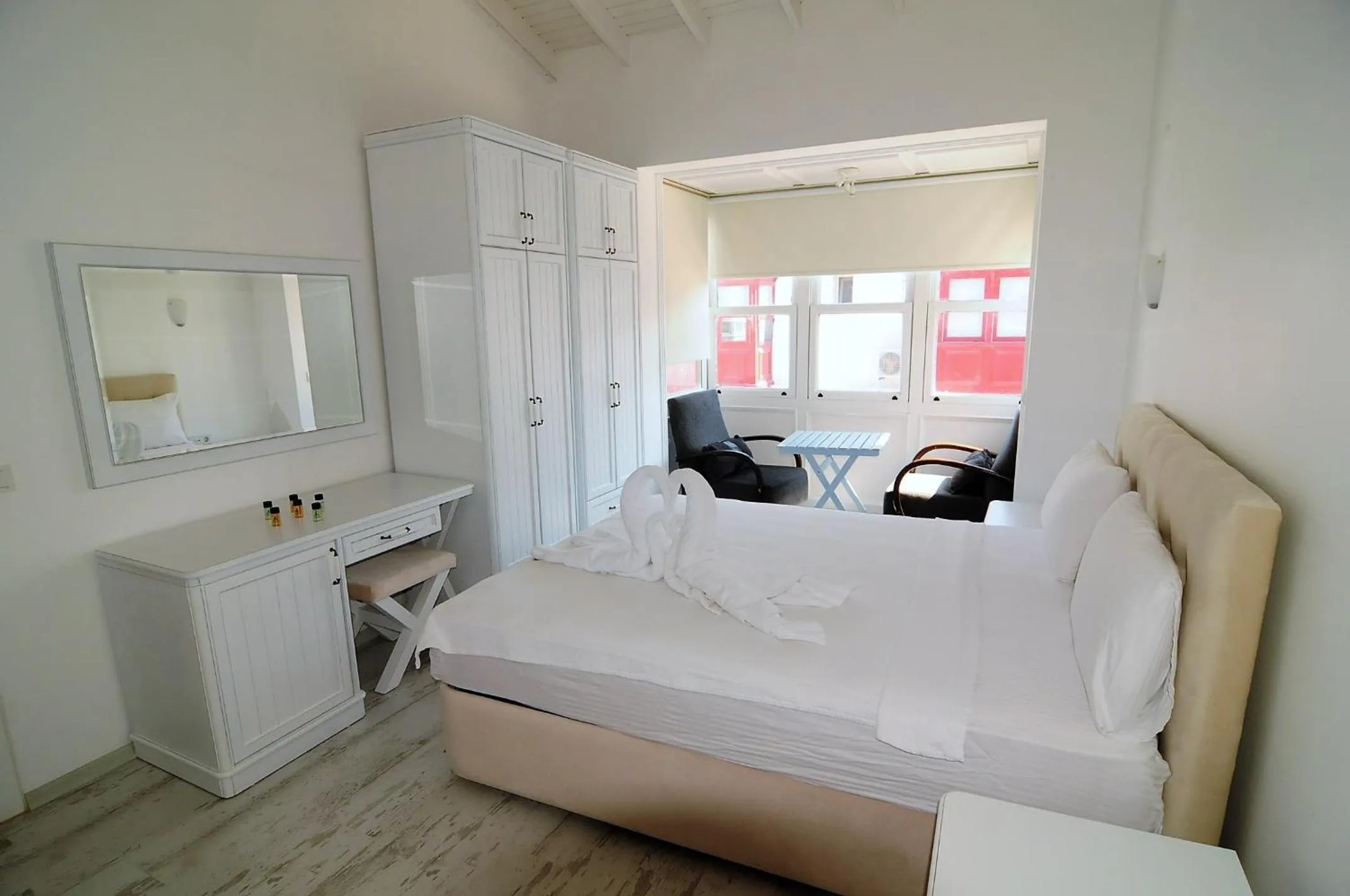 Bedroom, Bed in Alacati Eldoris Butik Hotel