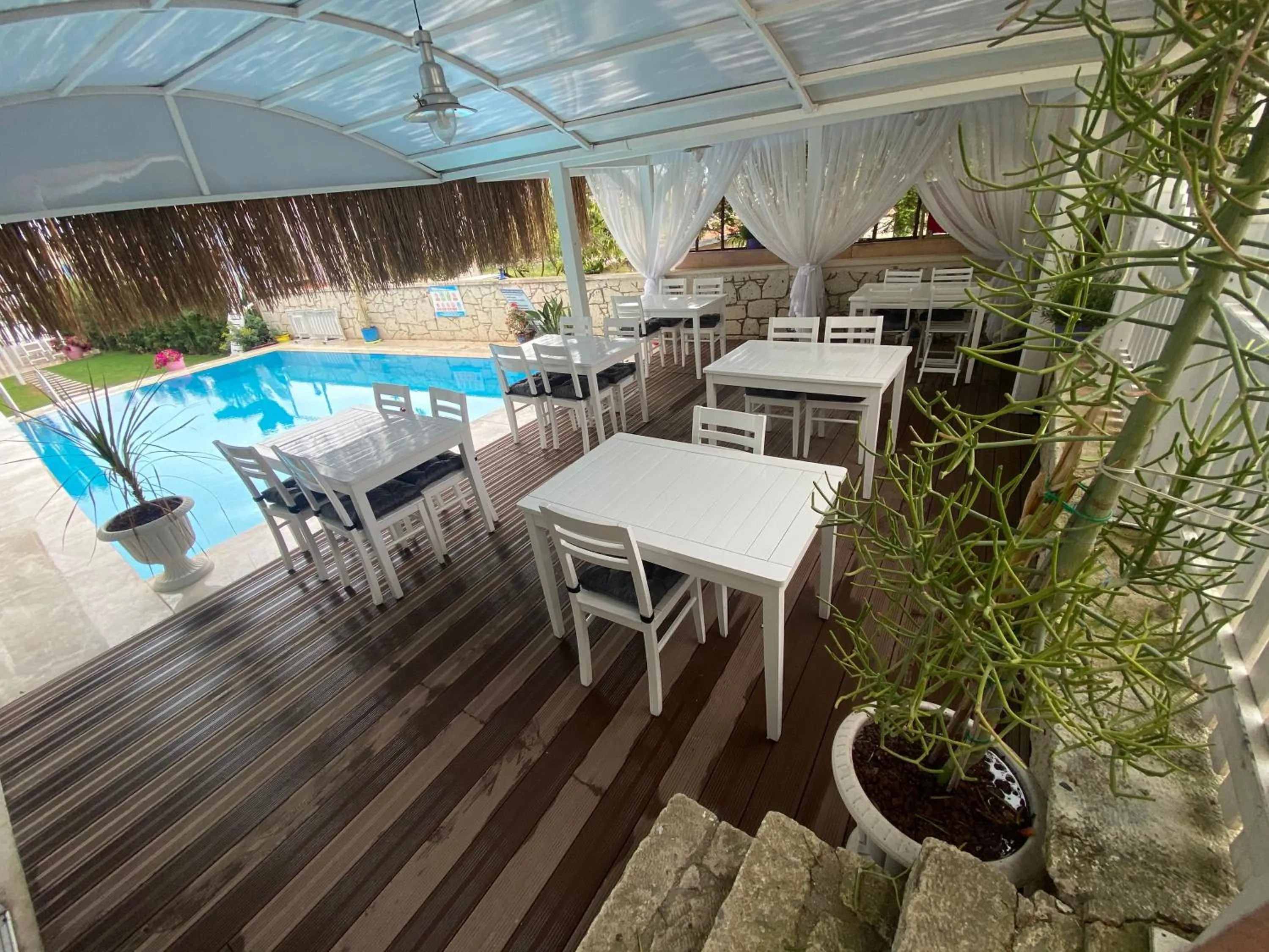 Alacati Eldoris Butik Hotel