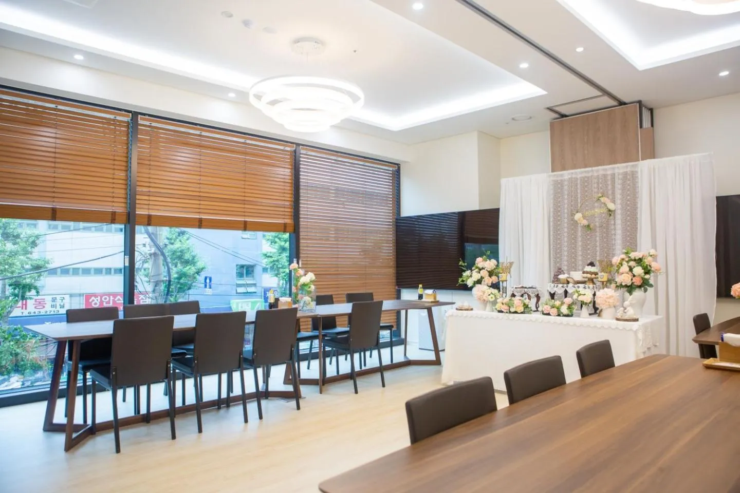 Banquet/Function facilities in Allzip Archieve4H Residence hotel Busan