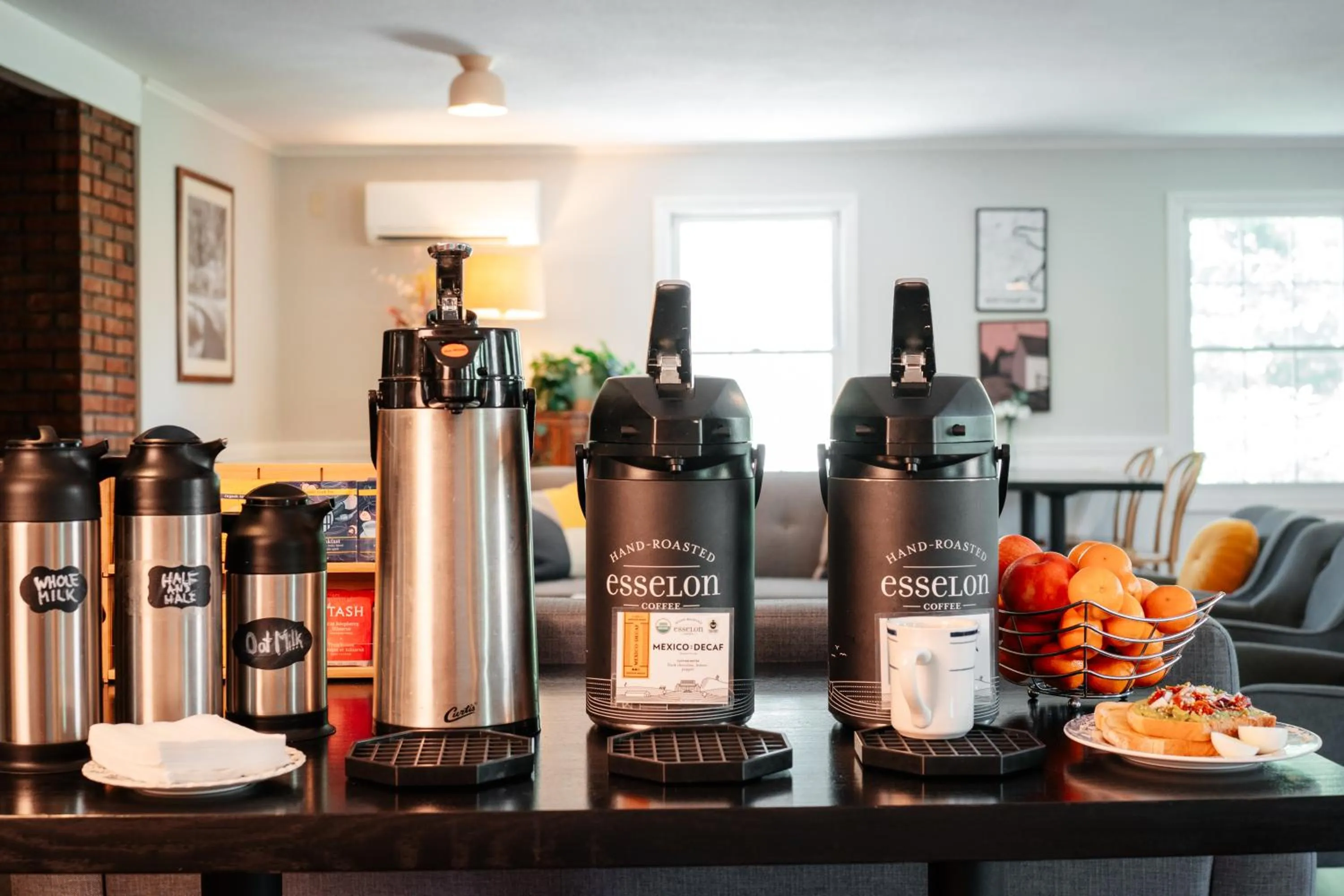 Coffee/tea facilities in The Ellery