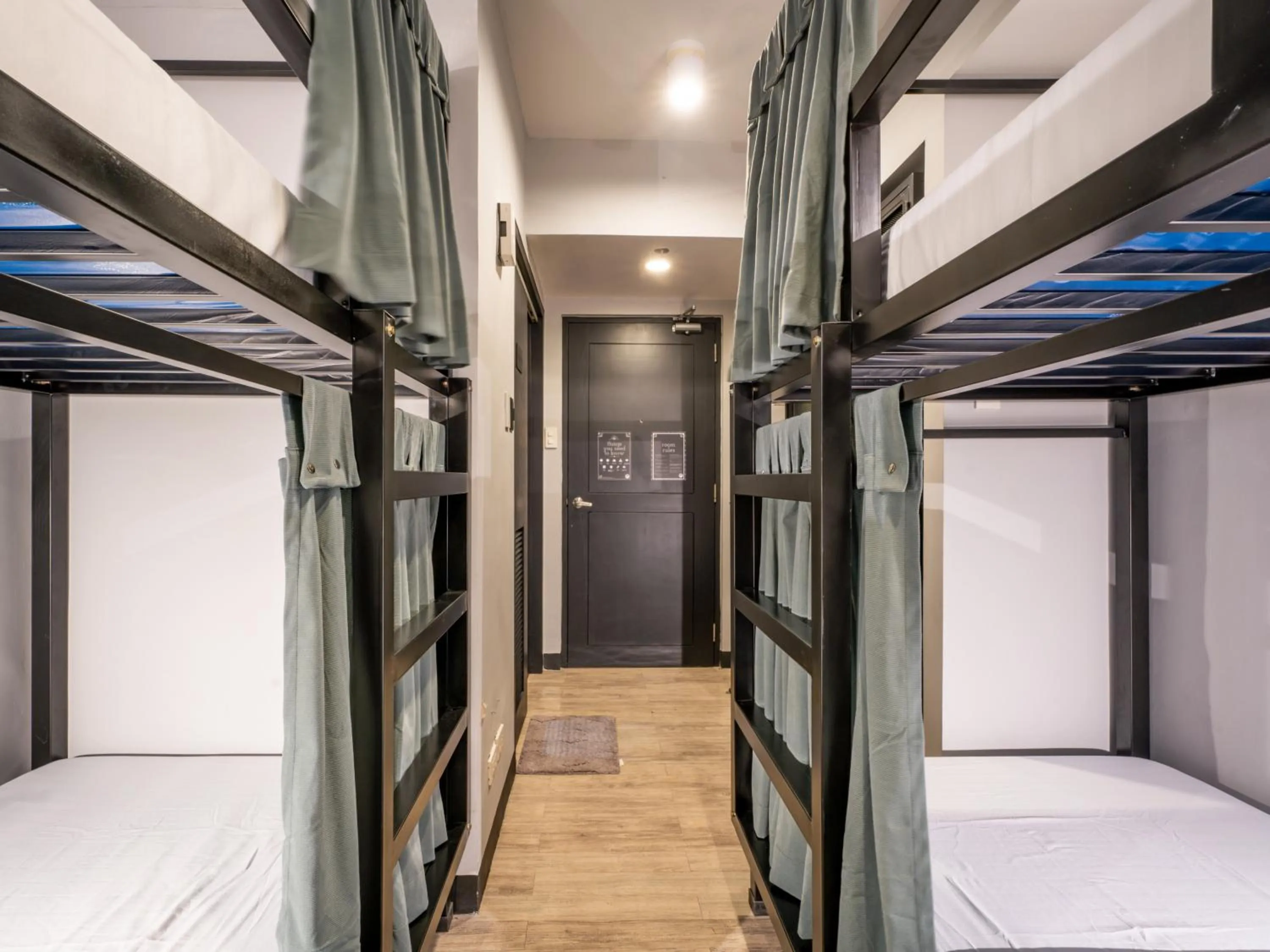 Bed in Mad Monkey Manila