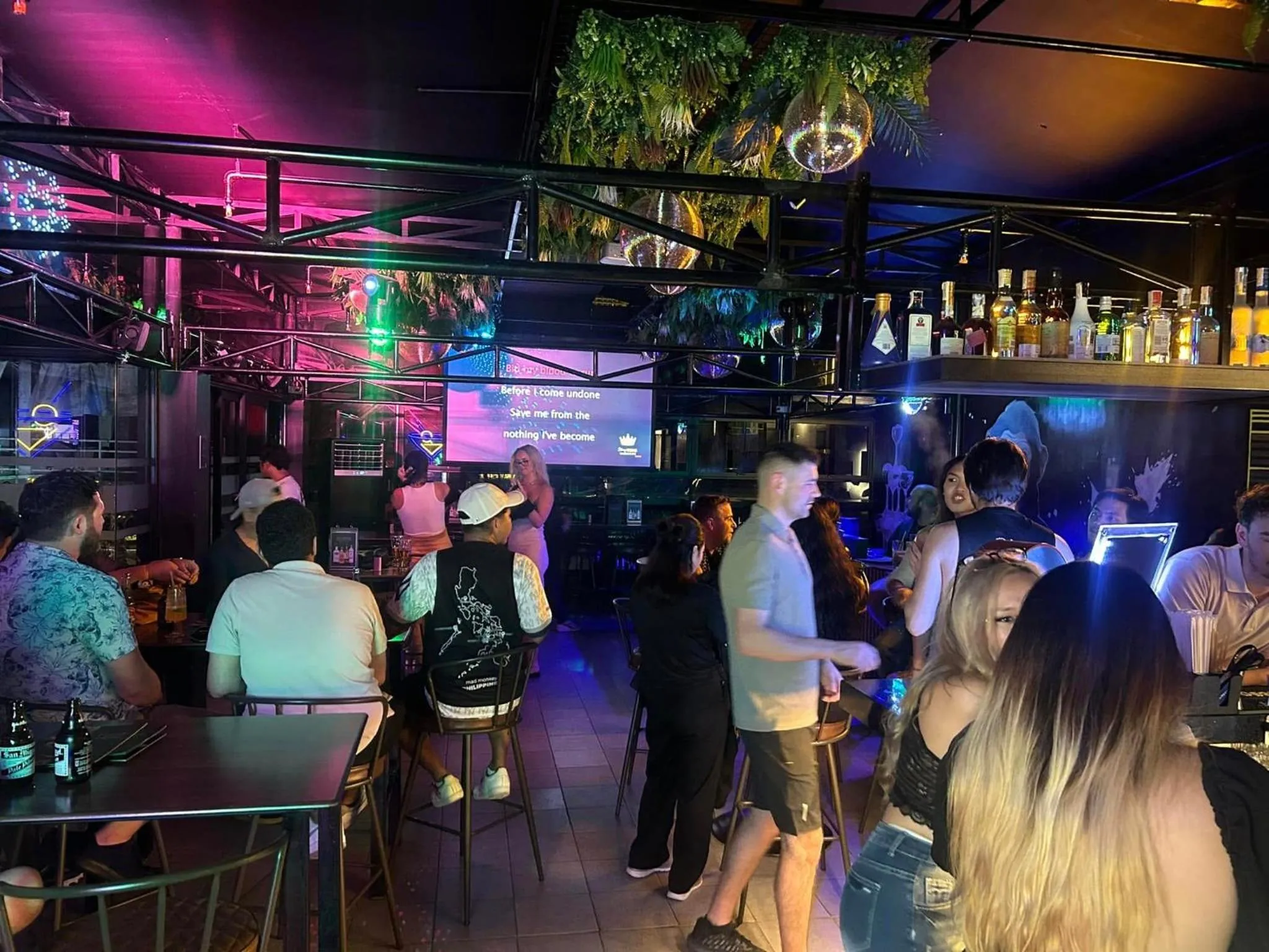 Restaurant/places to eat in Mad Monkey Manila