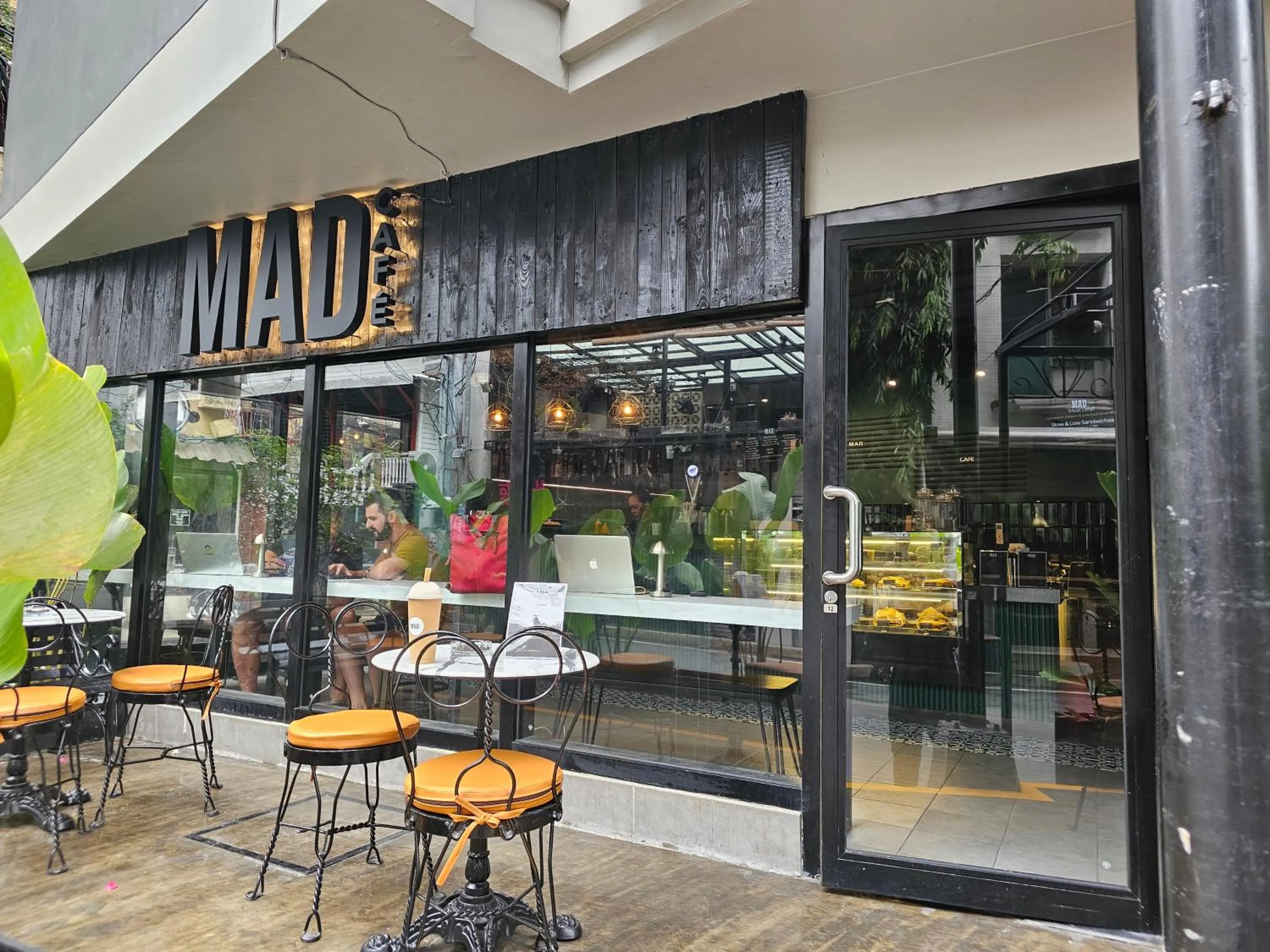 Property building in Mad Monkey Manila