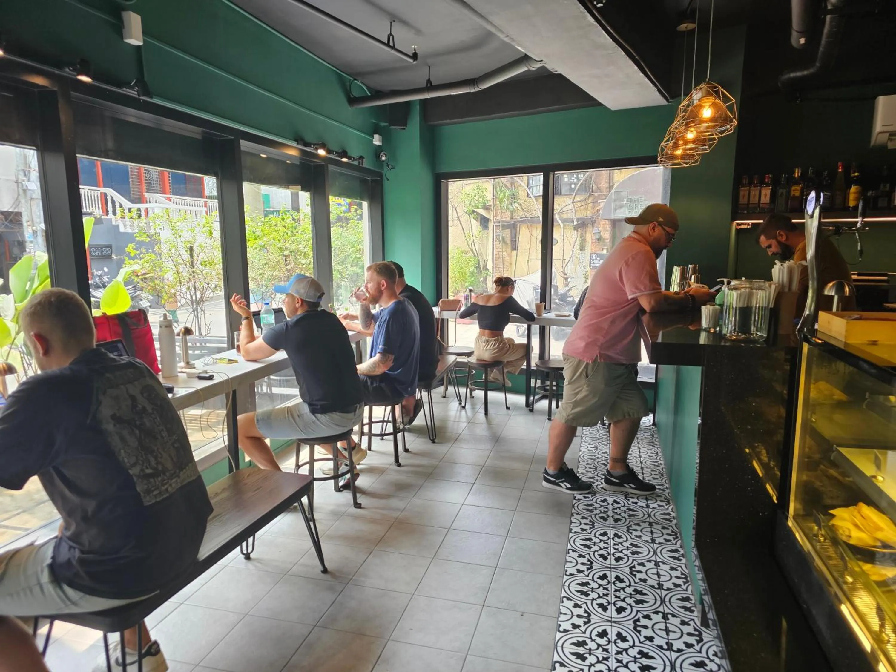 Restaurant/places to eat in Mad Monkey Manila