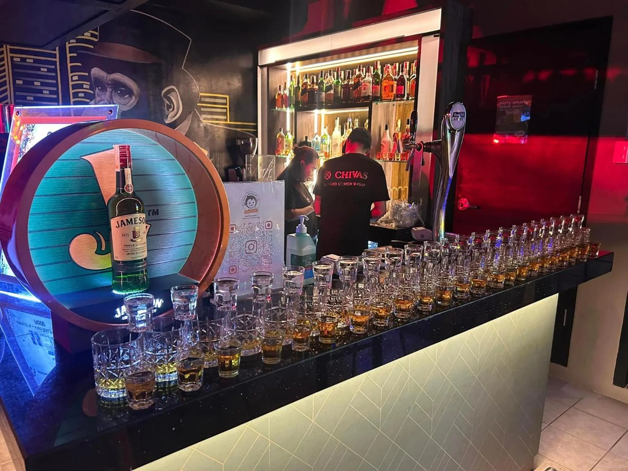 Lounge or bar in Mad Monkey Manila