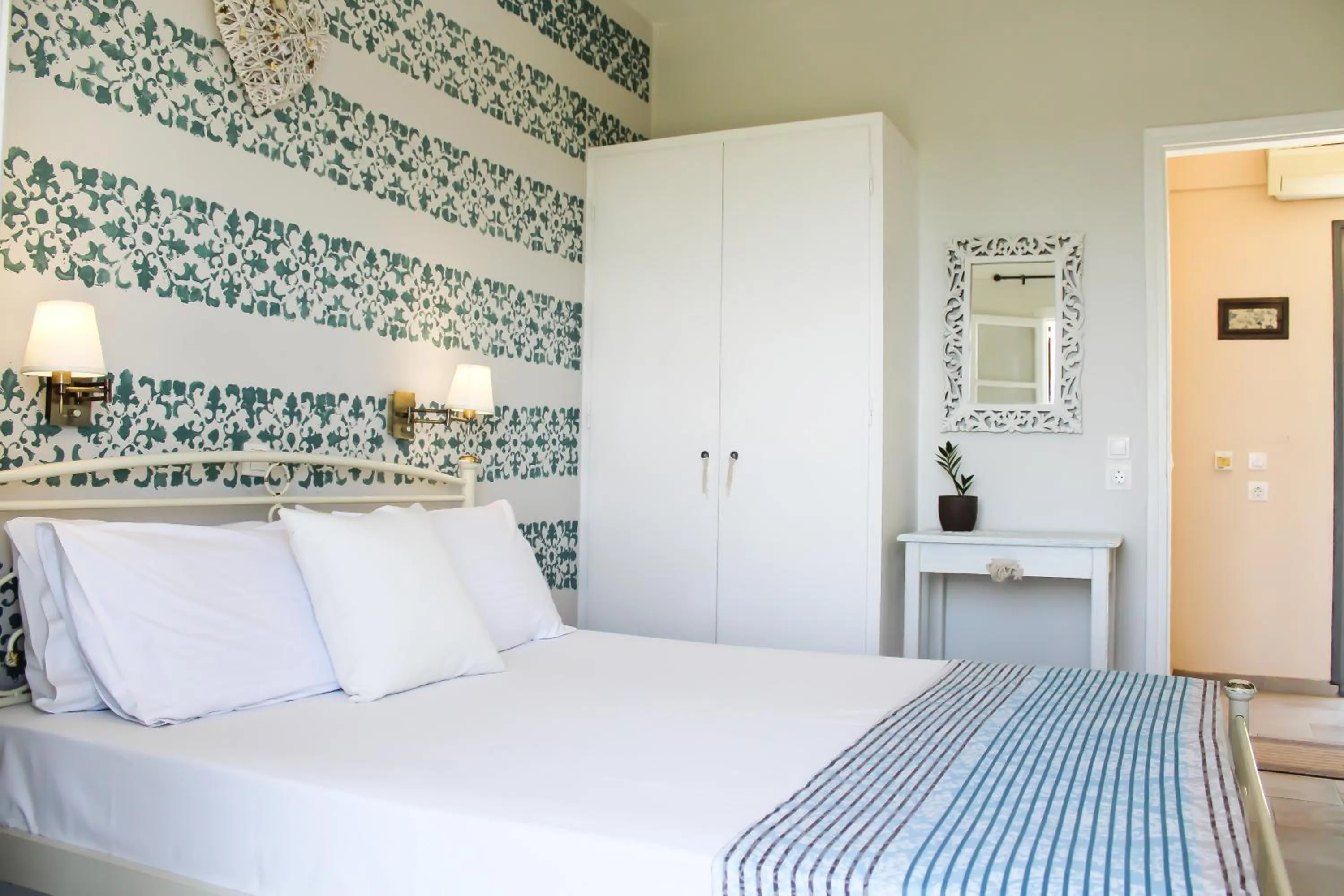 Bedroom, Bed in Braziliana Apartments Corfu