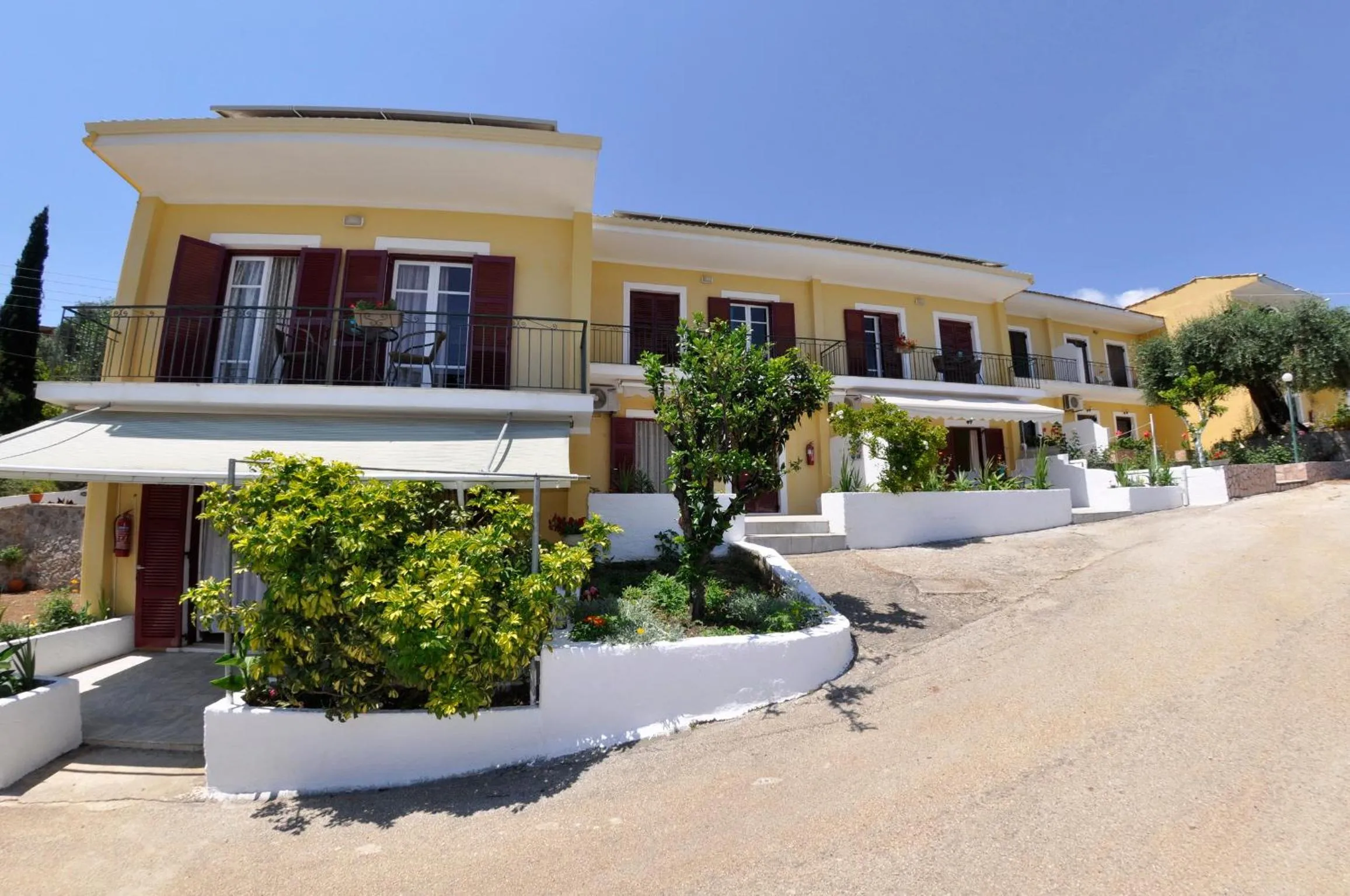 Property building in Braziliana Apartments Corfu