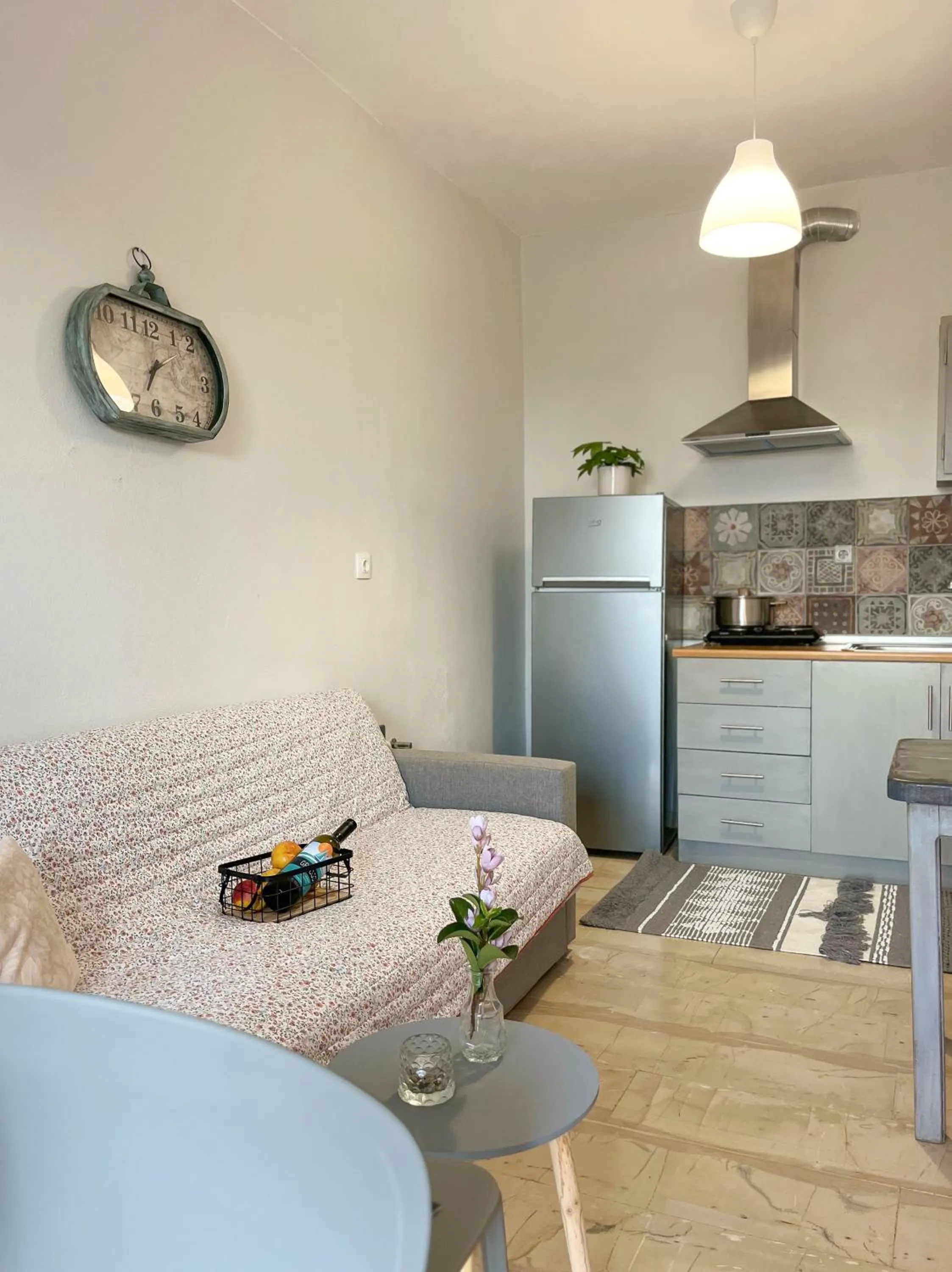 Dining area in Braziliana Apartments Corfu