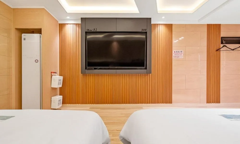 Photo of the whole room, Bed in Pohang A1 Hotel Yeongildae Branch