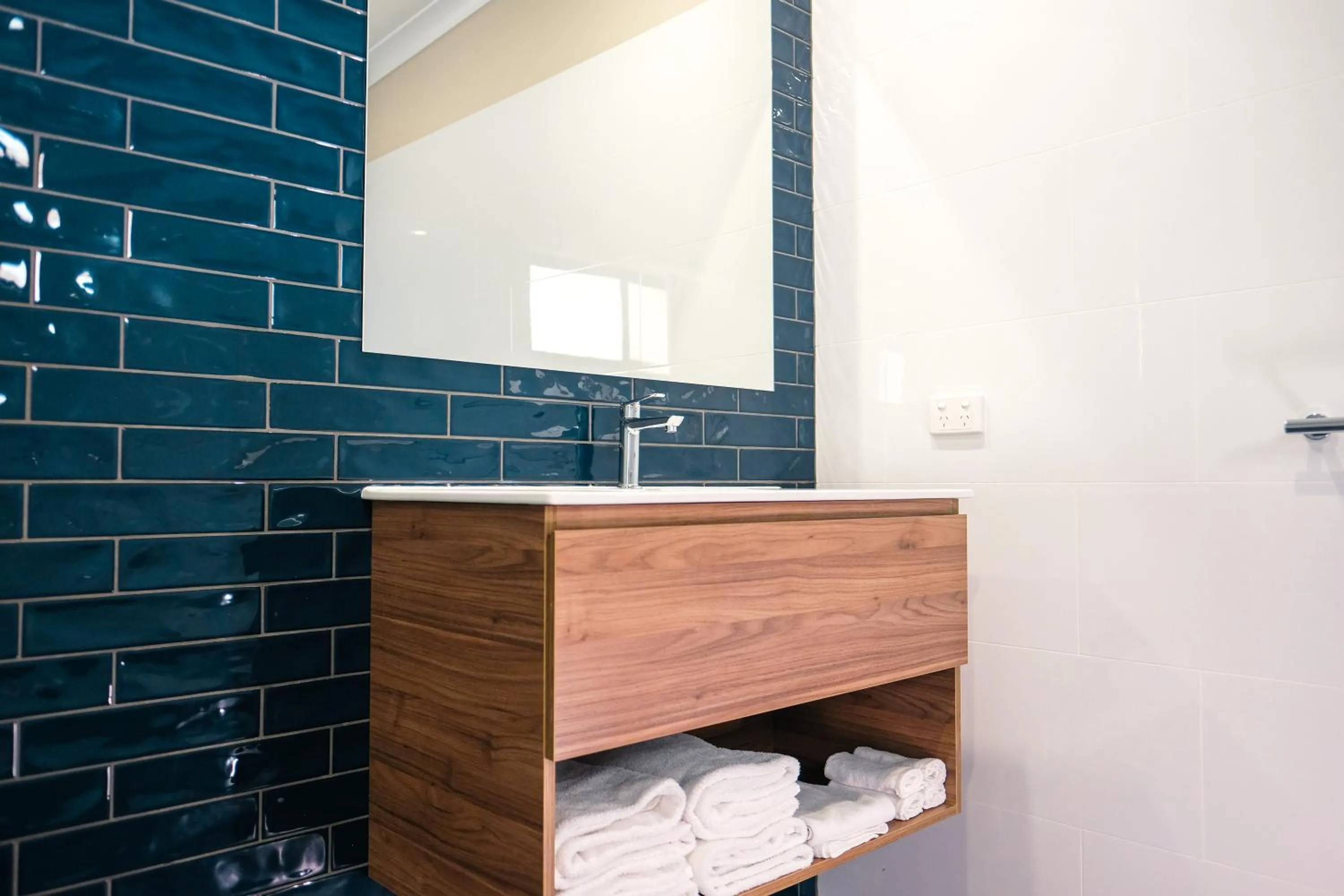 Bathroom in Holbrook Motel