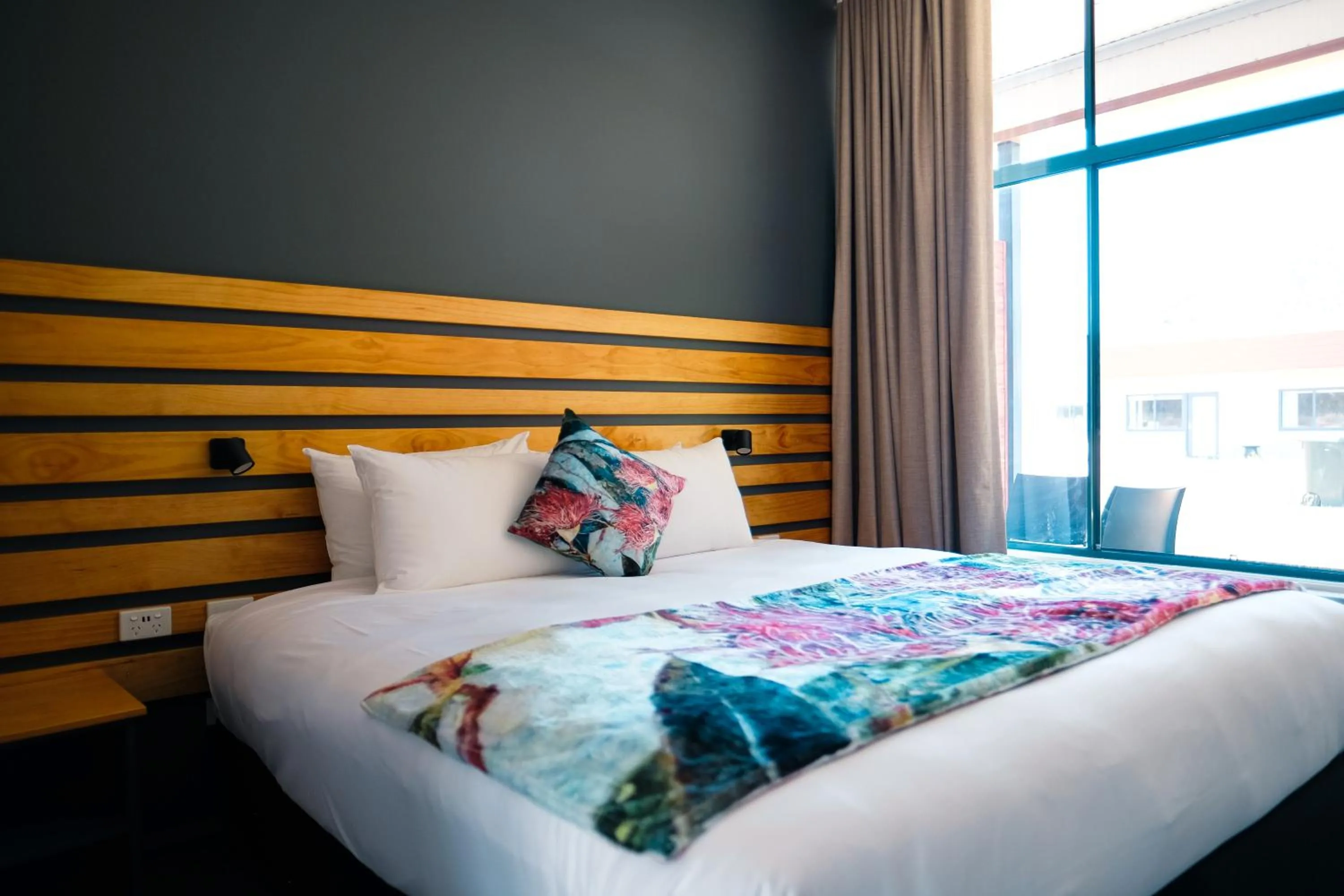 Bed in Holbrook Motel