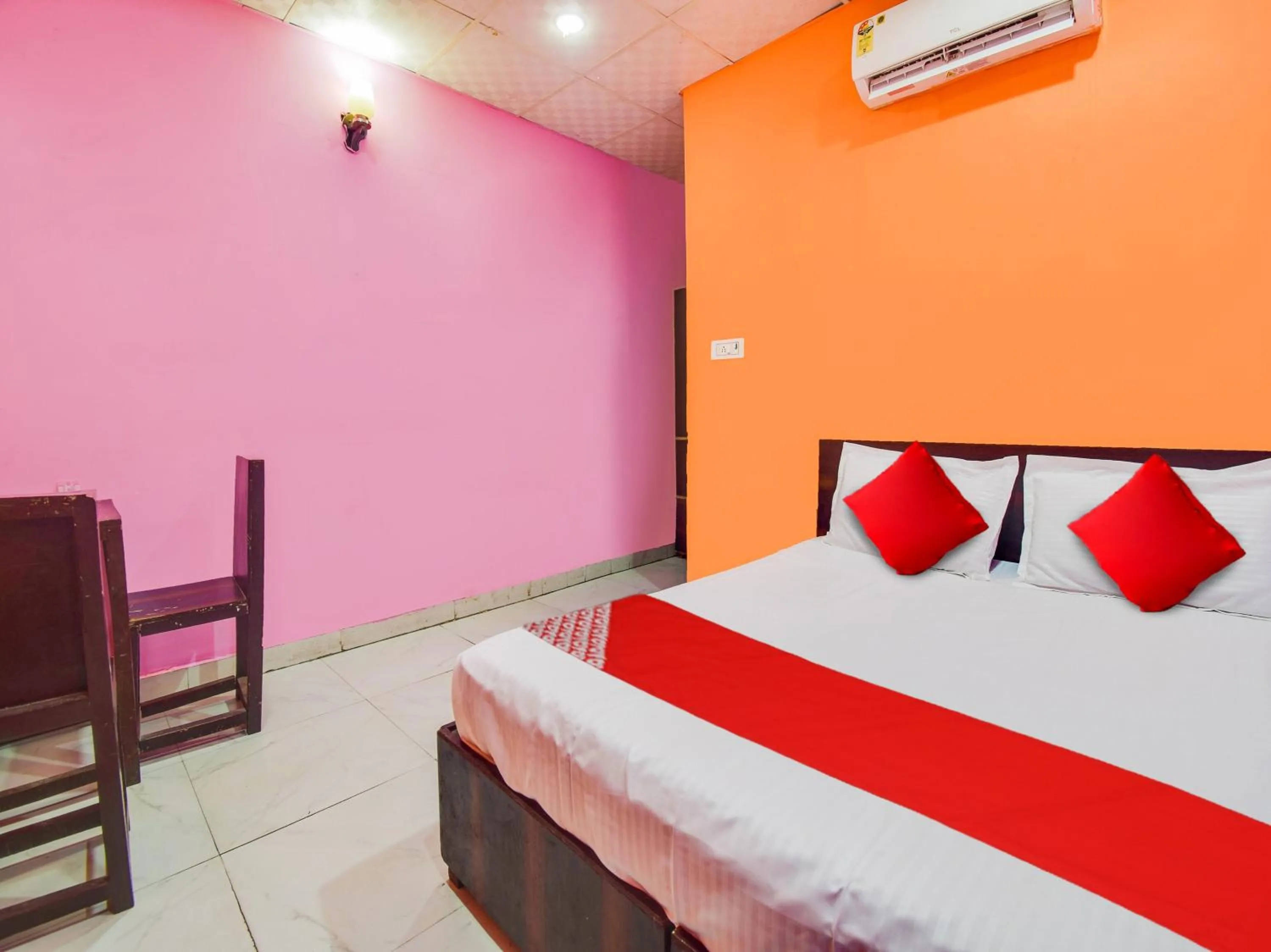Bedroom, Bed in Hotel O Dev Residency Inn