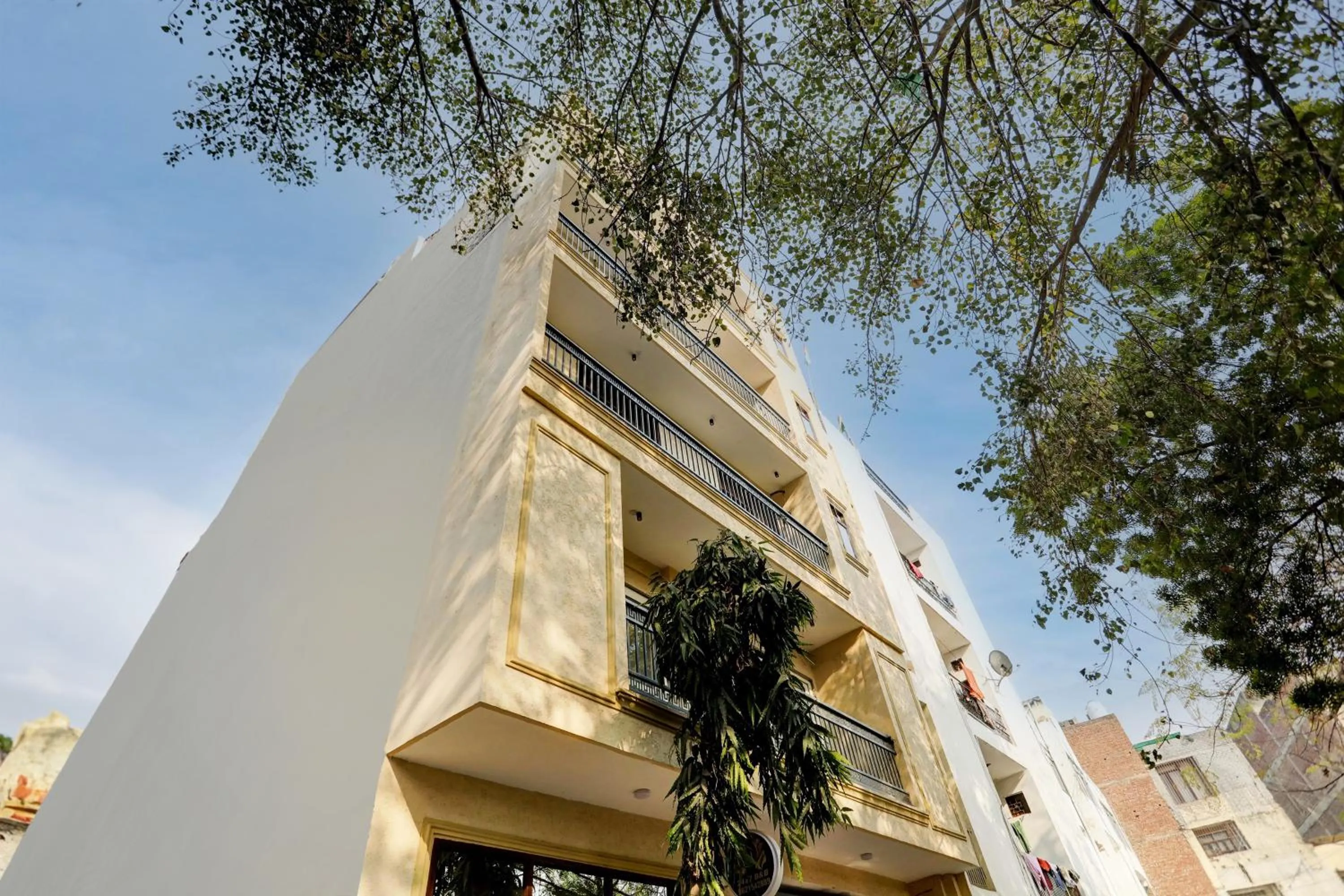 Facade/entrance in Super Collection O 24/7 Hotel