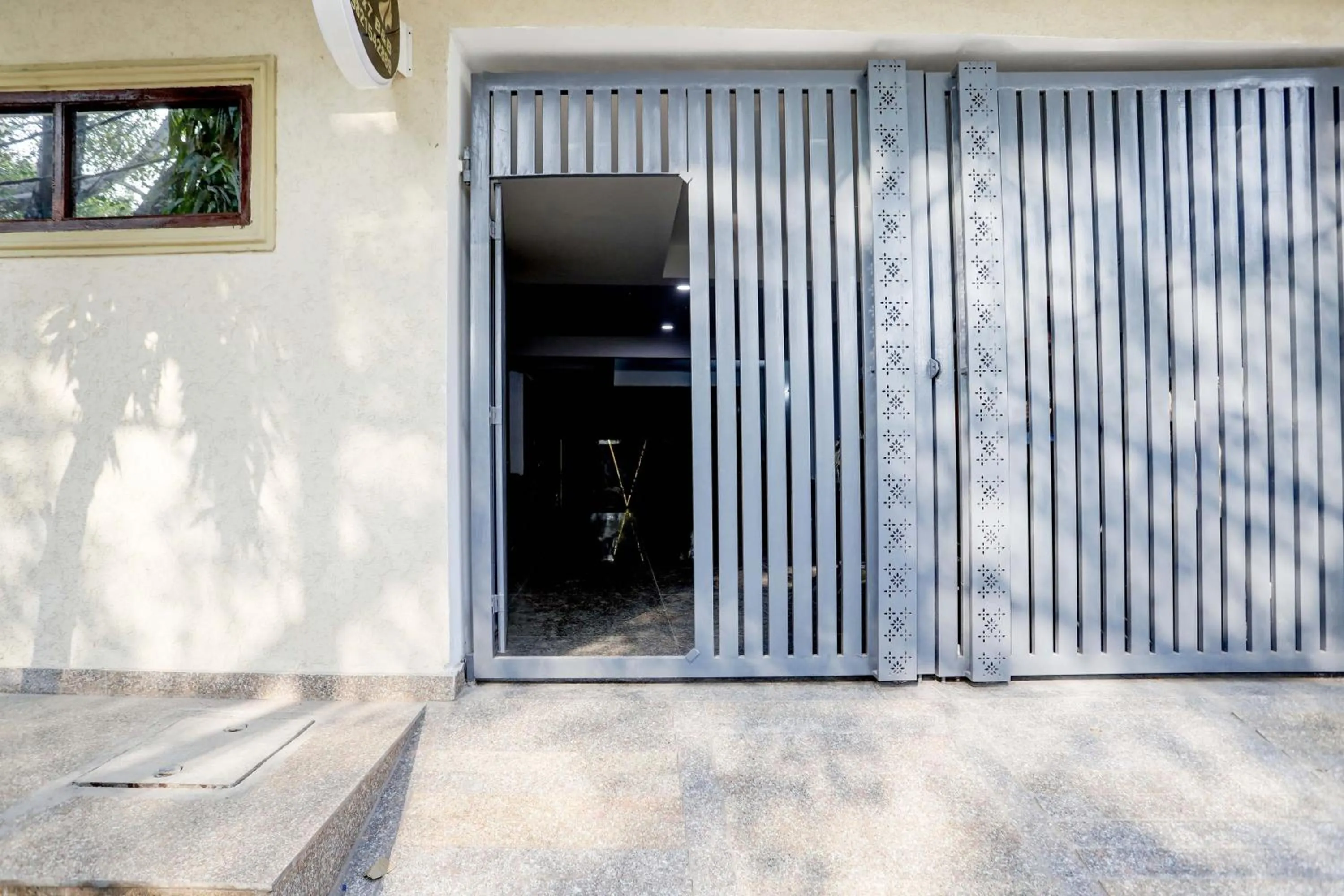 Facade/entrance in Super Collection O 24/7 Hotel