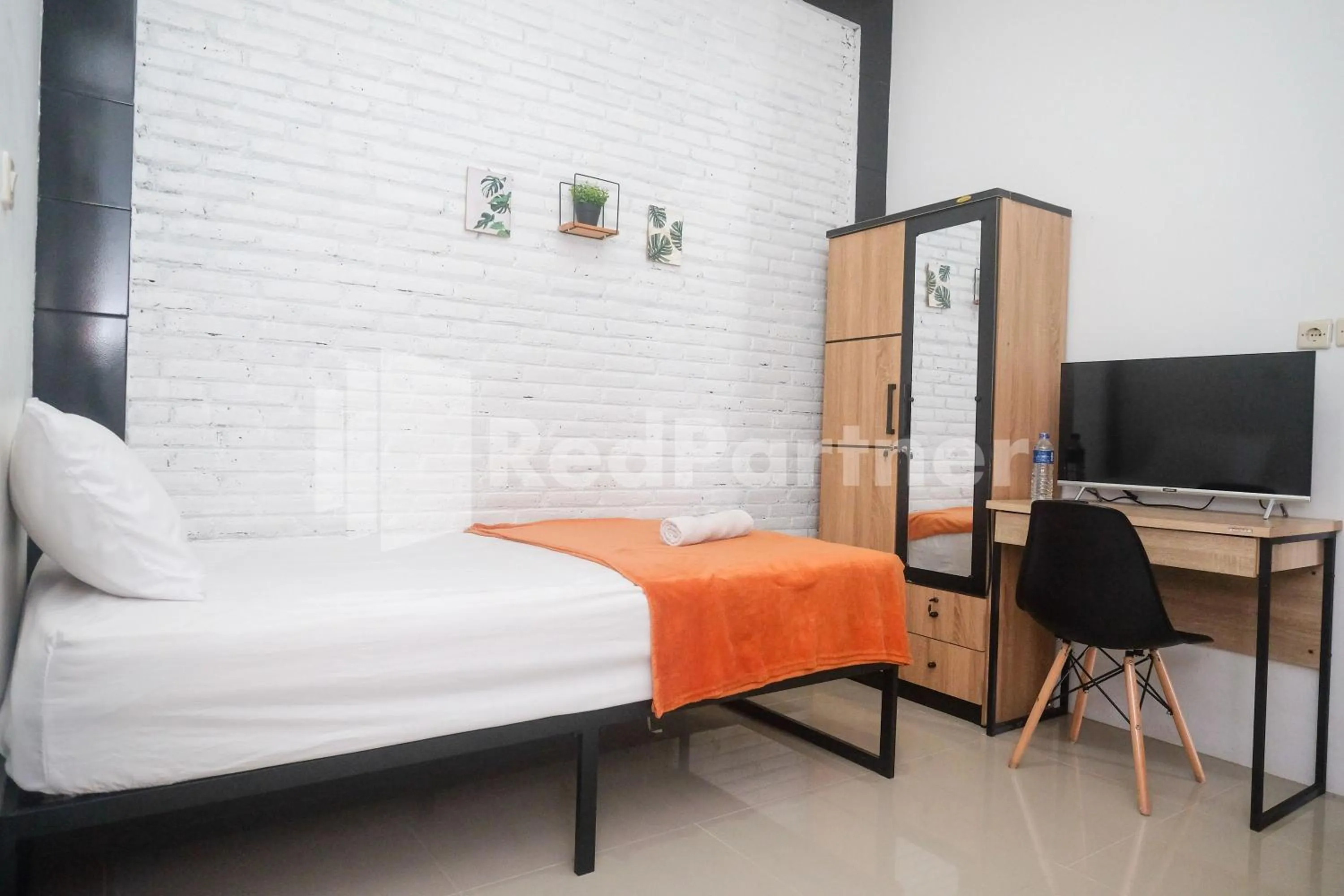 Bed in Rumah Daun Timoho Yogyakarta RedPartner