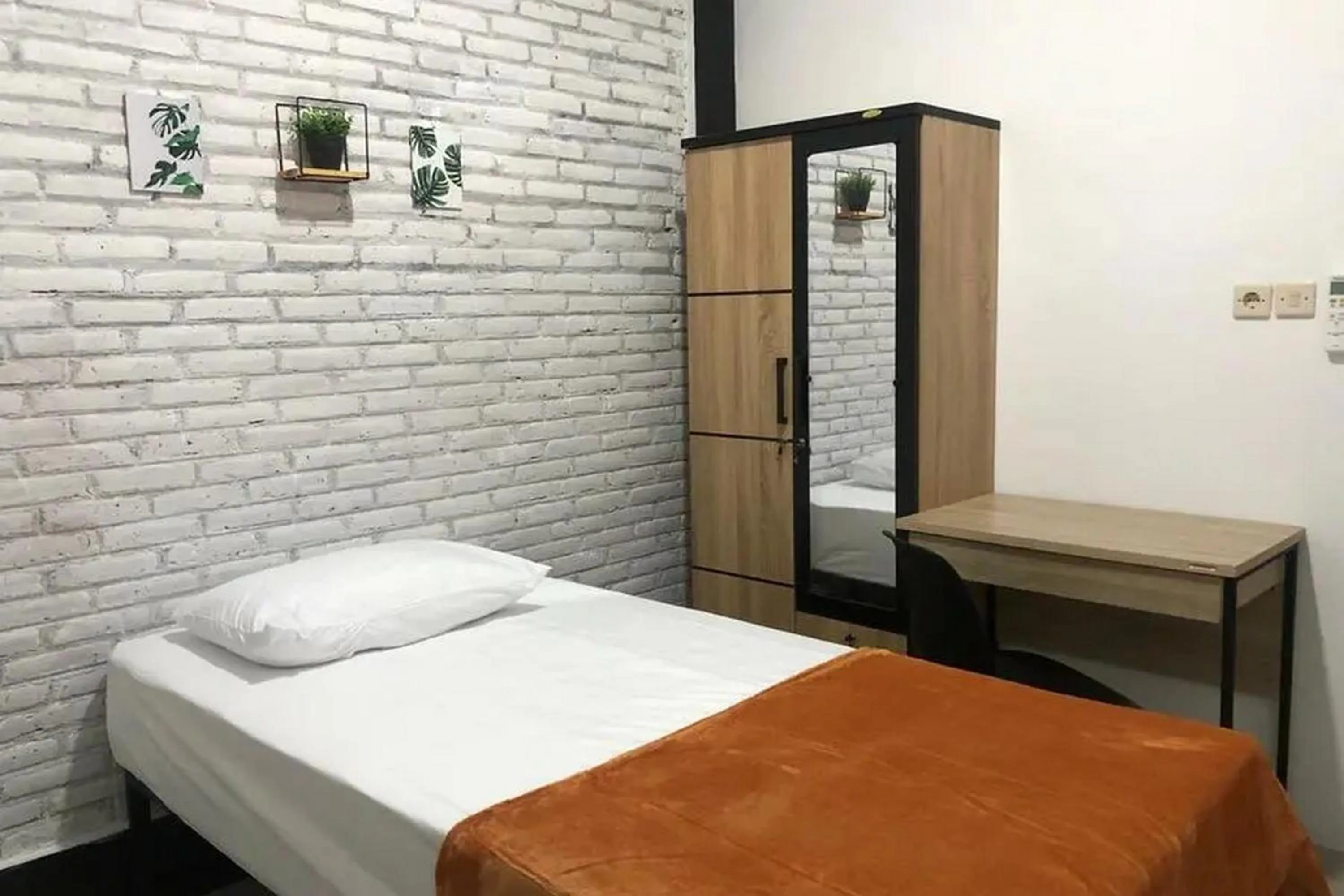 Bed in Rumah Daun Timoho Yogyakarta RedPartner