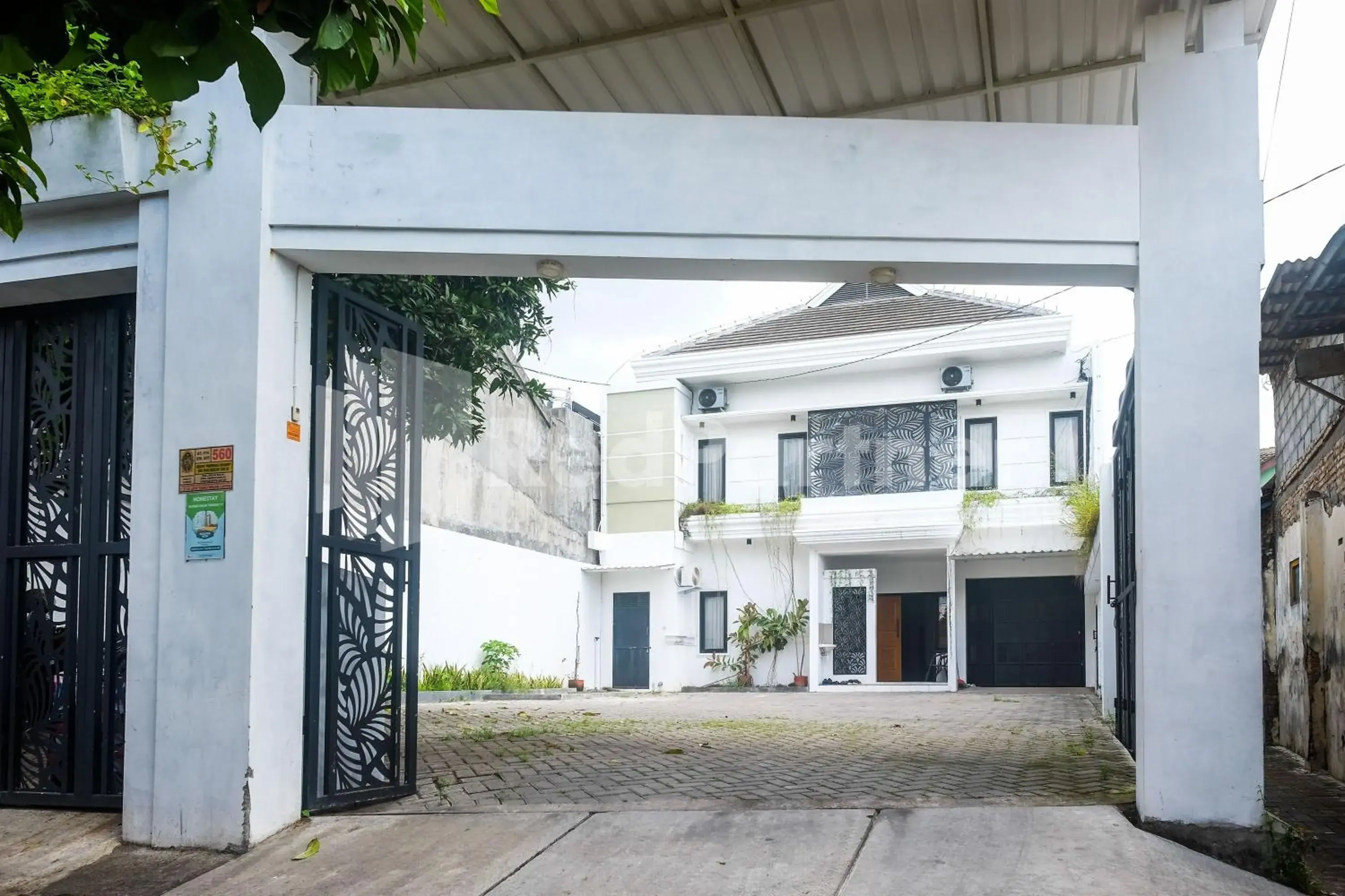 Property building in Rumah Daun Timoho Yogyakarta RedPartner Property building in Rumah Daun Timoho Yogyakarta RedPartner