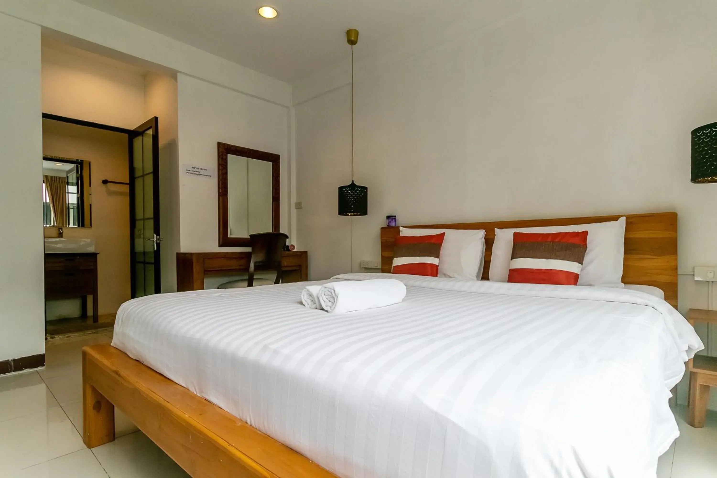 Bed in Narastay @ Phrom Phong Bed in Narastay @ Phrom Phong