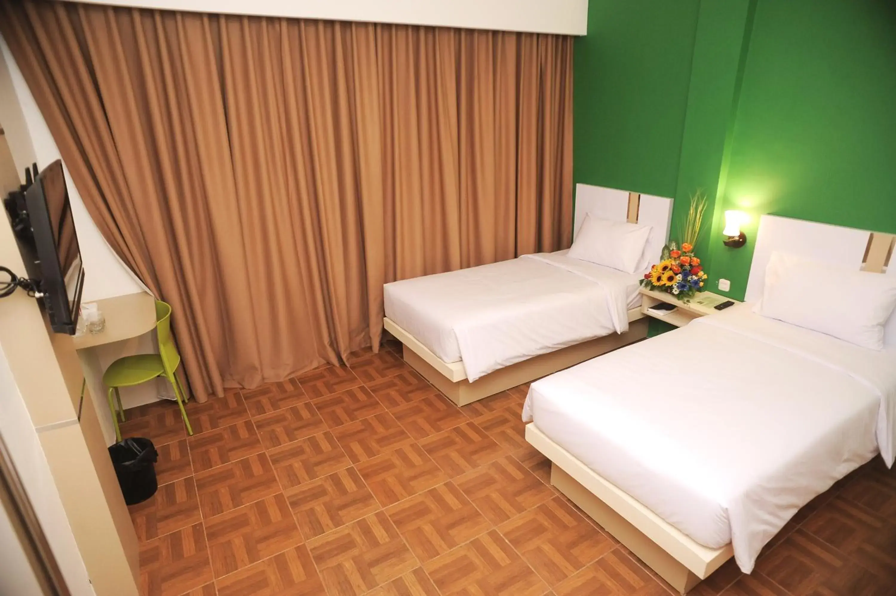 Photo of the whole room, Bed in Ruma Ruma Hotel Kenten - Palembang Photo of the whole room, Bed in Ruma Ruma Hotel Kenten - Palembang