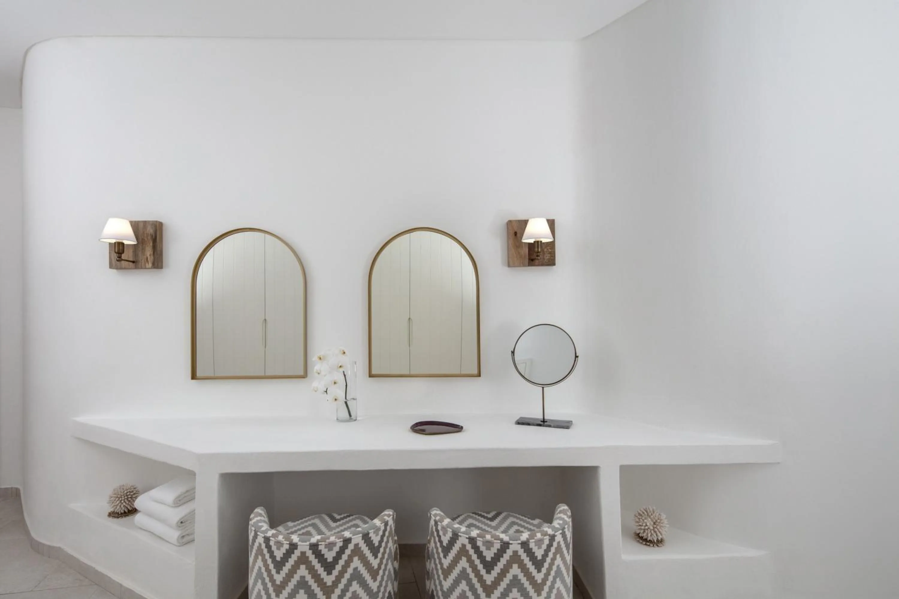 Bathroom in Anantara Santorini Abu Dhabi Retreat-Adults Only