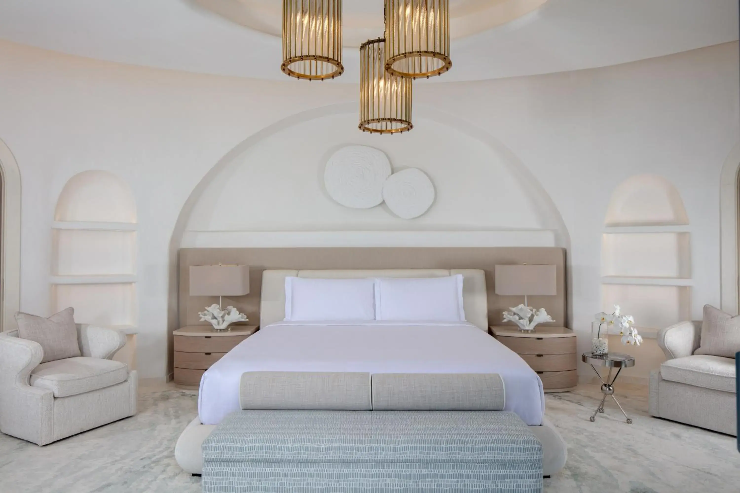 Bed in Anantara Santorini Abu Dhabi Retreat-Adults Only Bed in Anantara Santorini Abu Dhabi Retreat-Adults Only