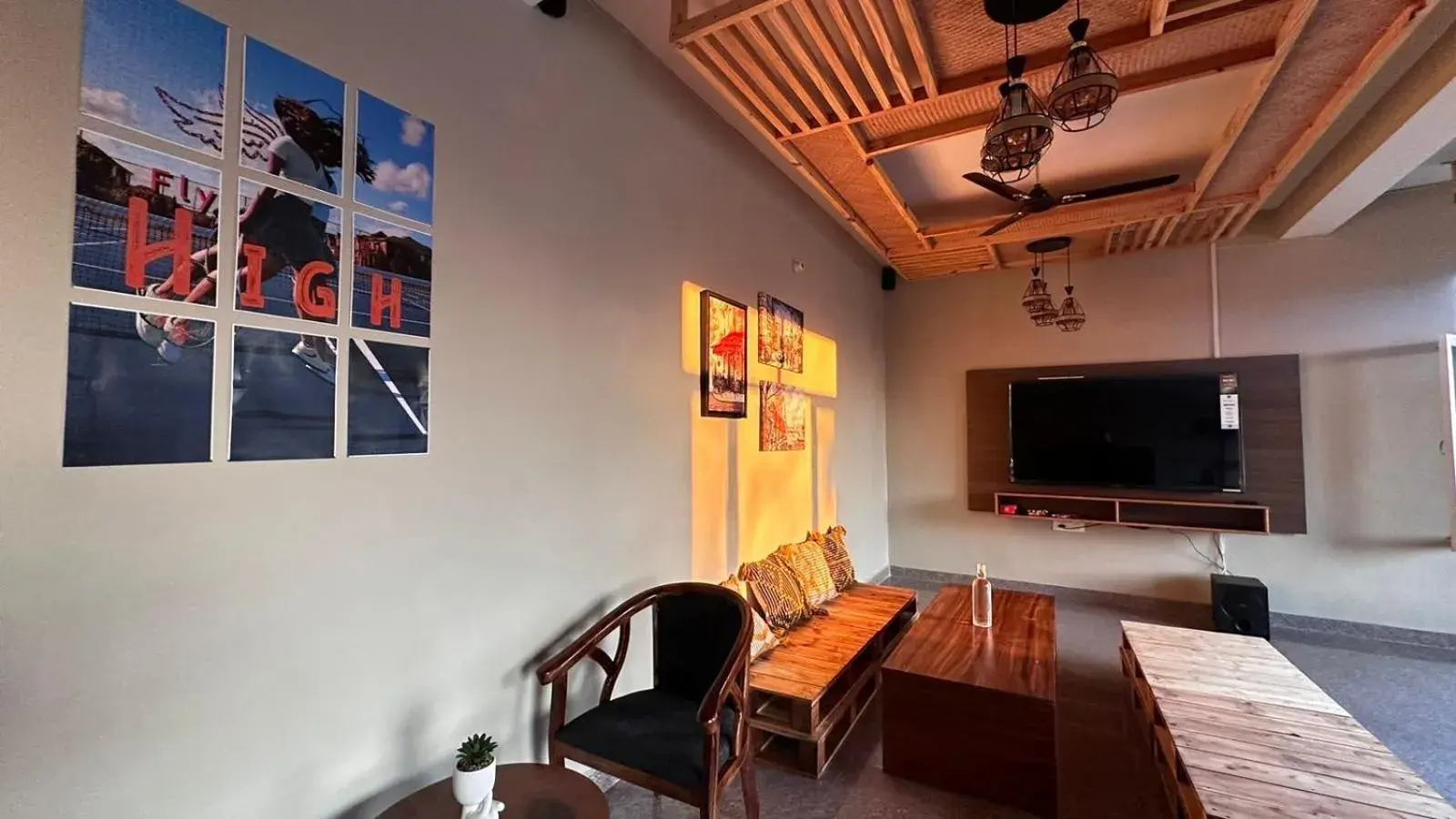 Lounge or bar in The Lumi Lounge or bar in The Lumi