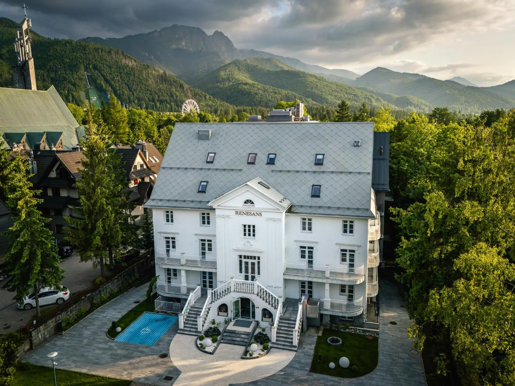 Property building in Renesans Residence Zakopane