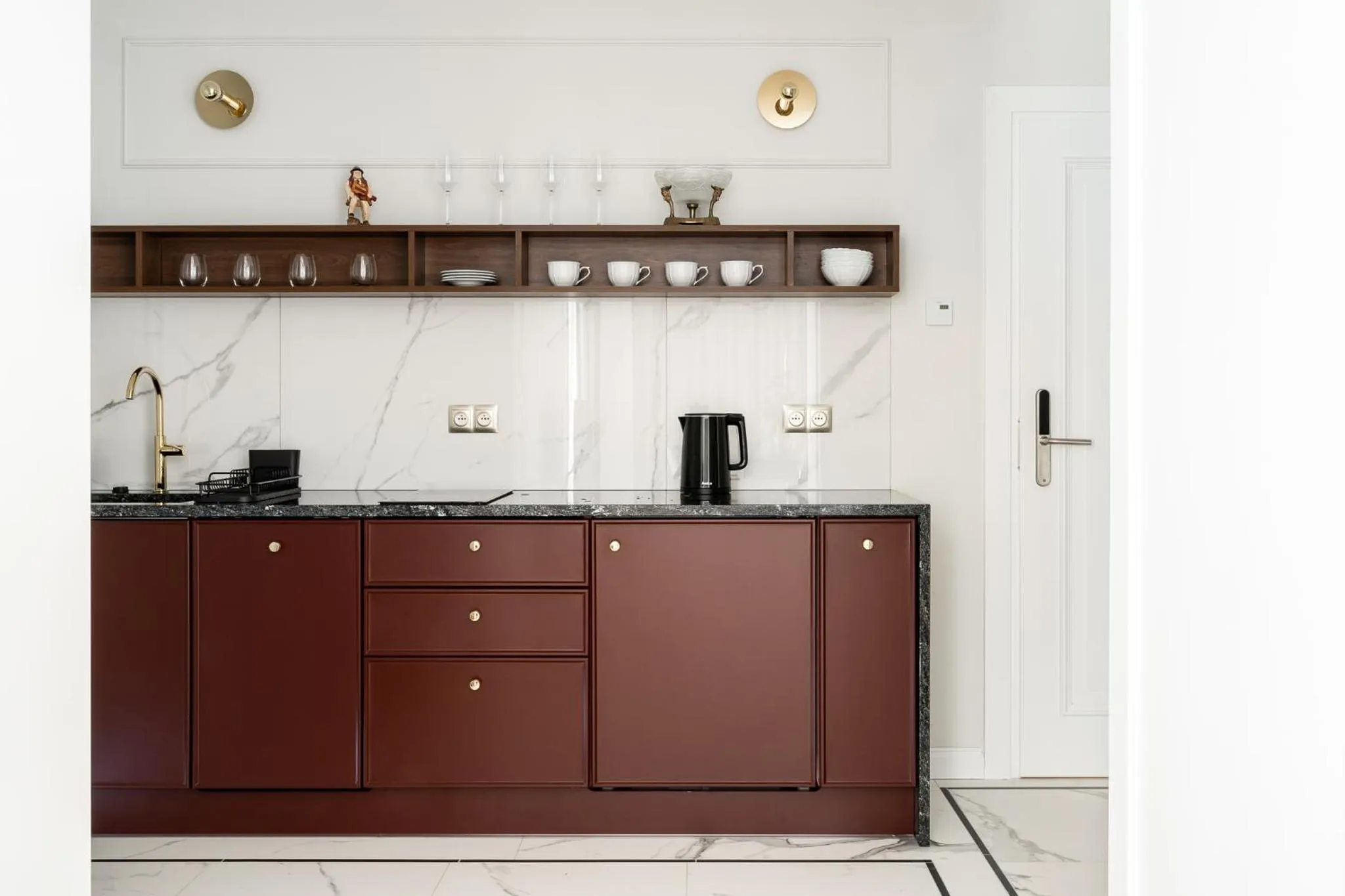 Coffee/tea facilities in Renesans Residence Zakopane